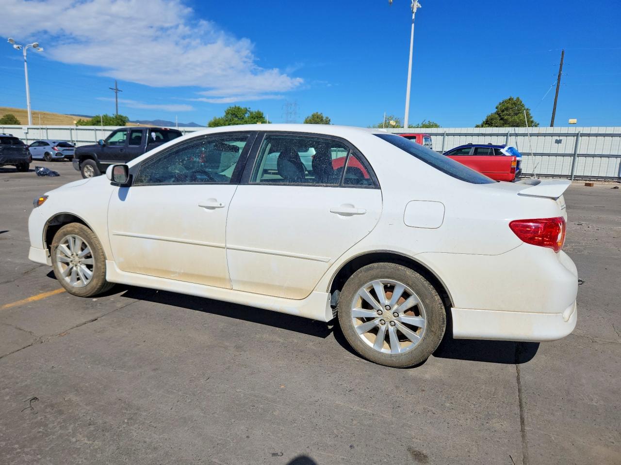 2010 Toyota Corolla S White vin: 2T1BU4EEXAC407744