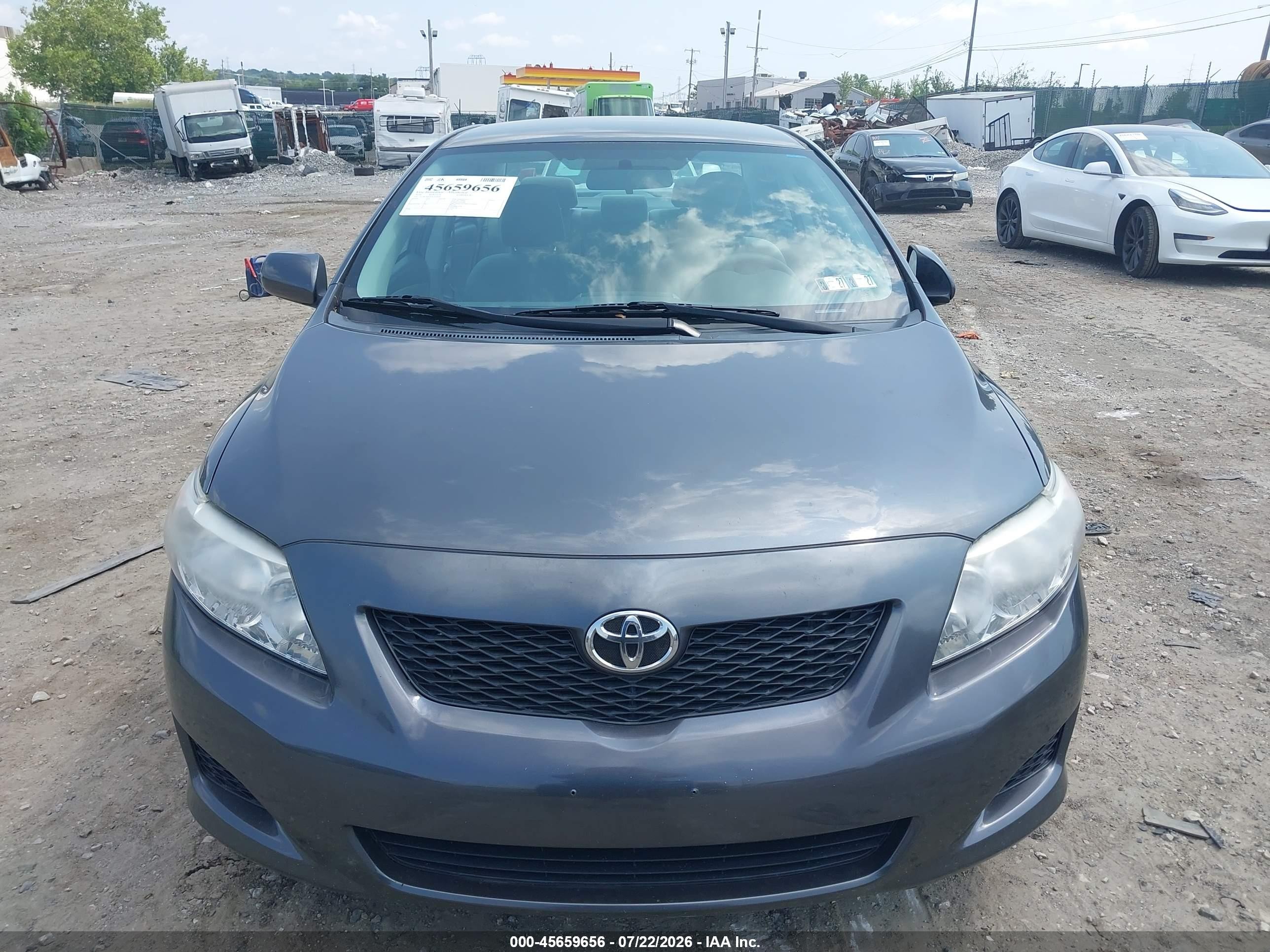 2010 Toyota Corolla Le Gray vin: 2T1BU4EEXAC410059