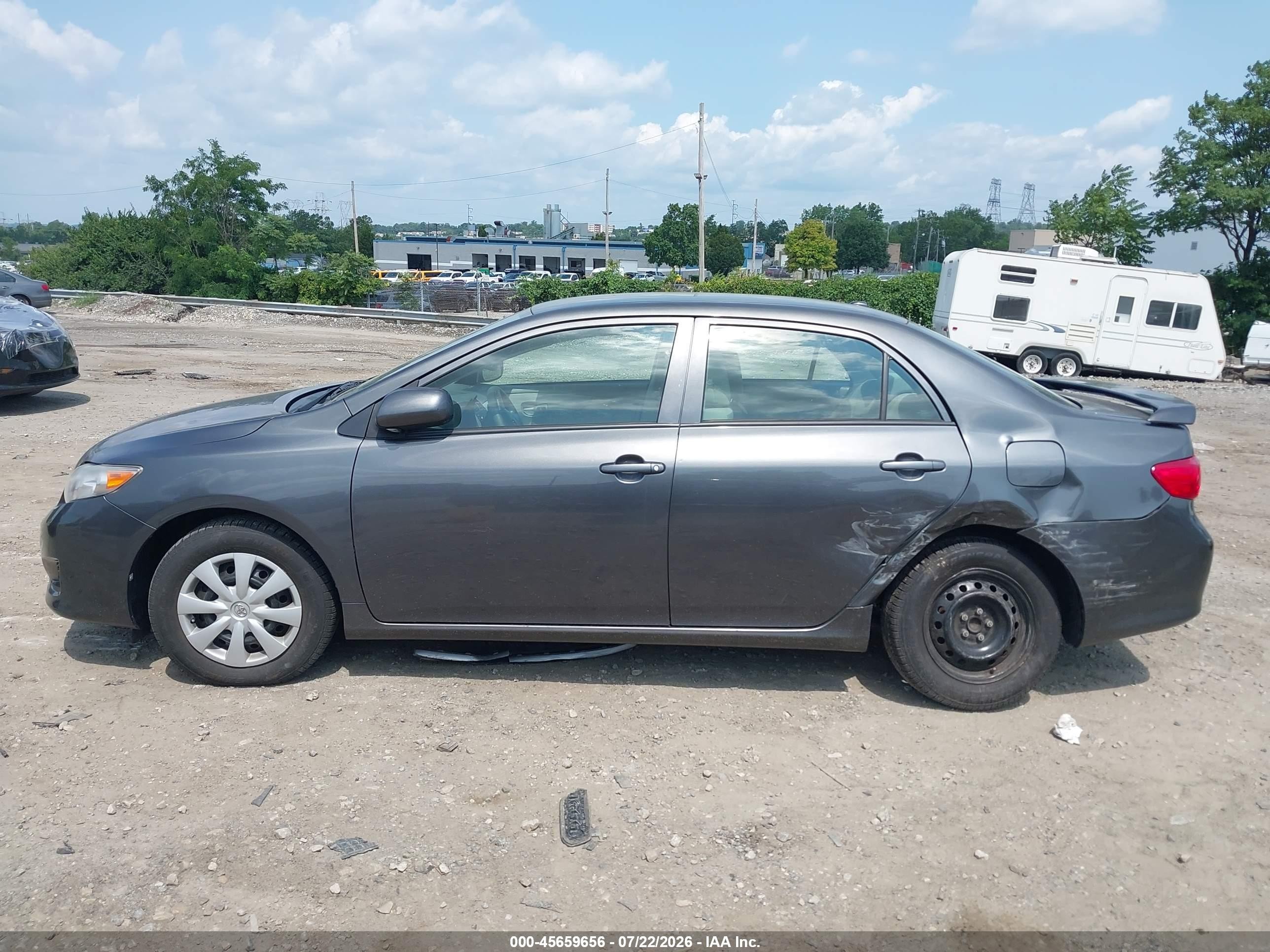 2010 Toyota Corolla Le Gray vin: 2T1BU4EEXAC410059