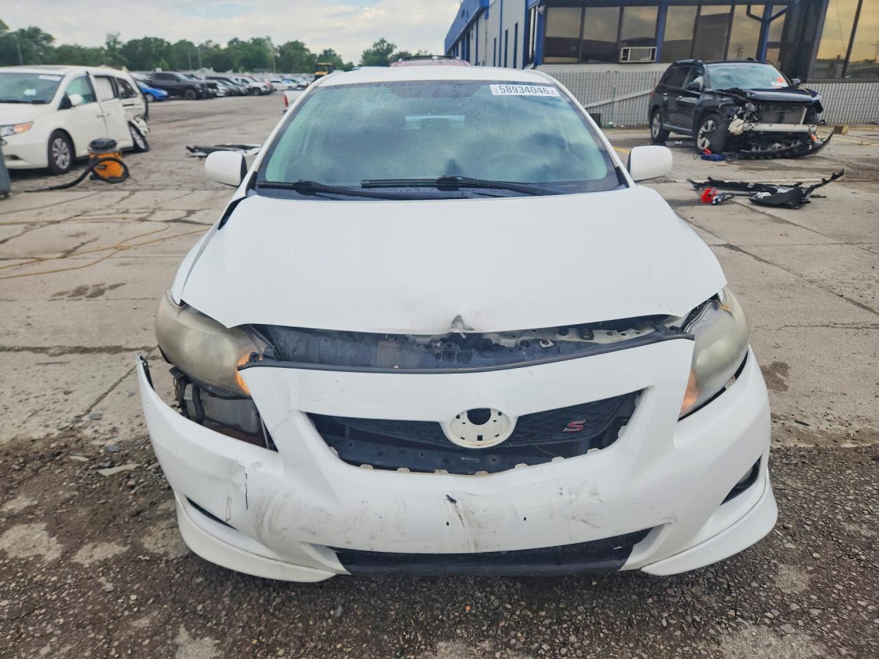 2010 Toyota Corolla S White vin: 2T1BU4EEXAC422471