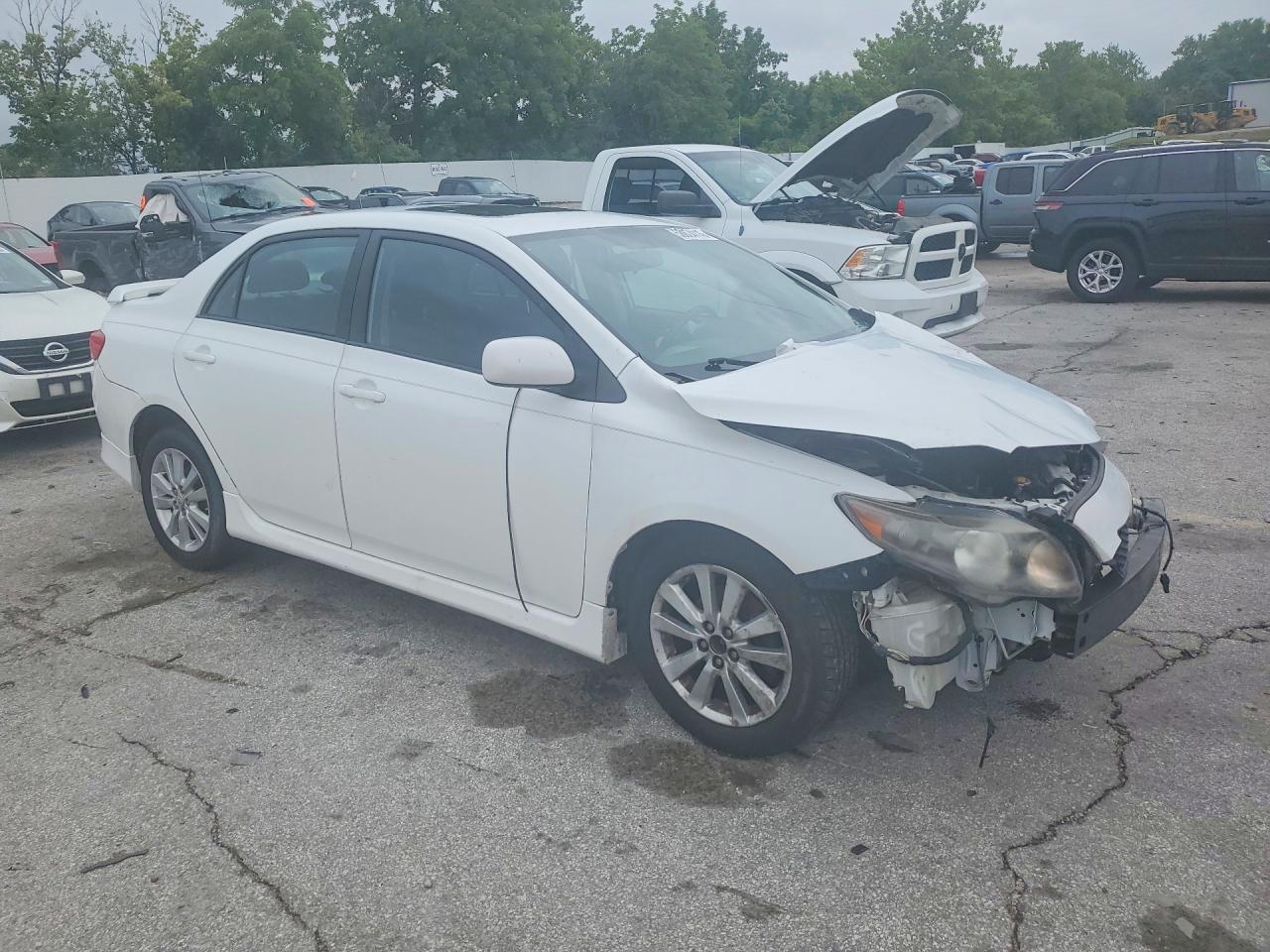 2010 Toyota Corolla S Белый vin: 2T1BU4EEXAC440114