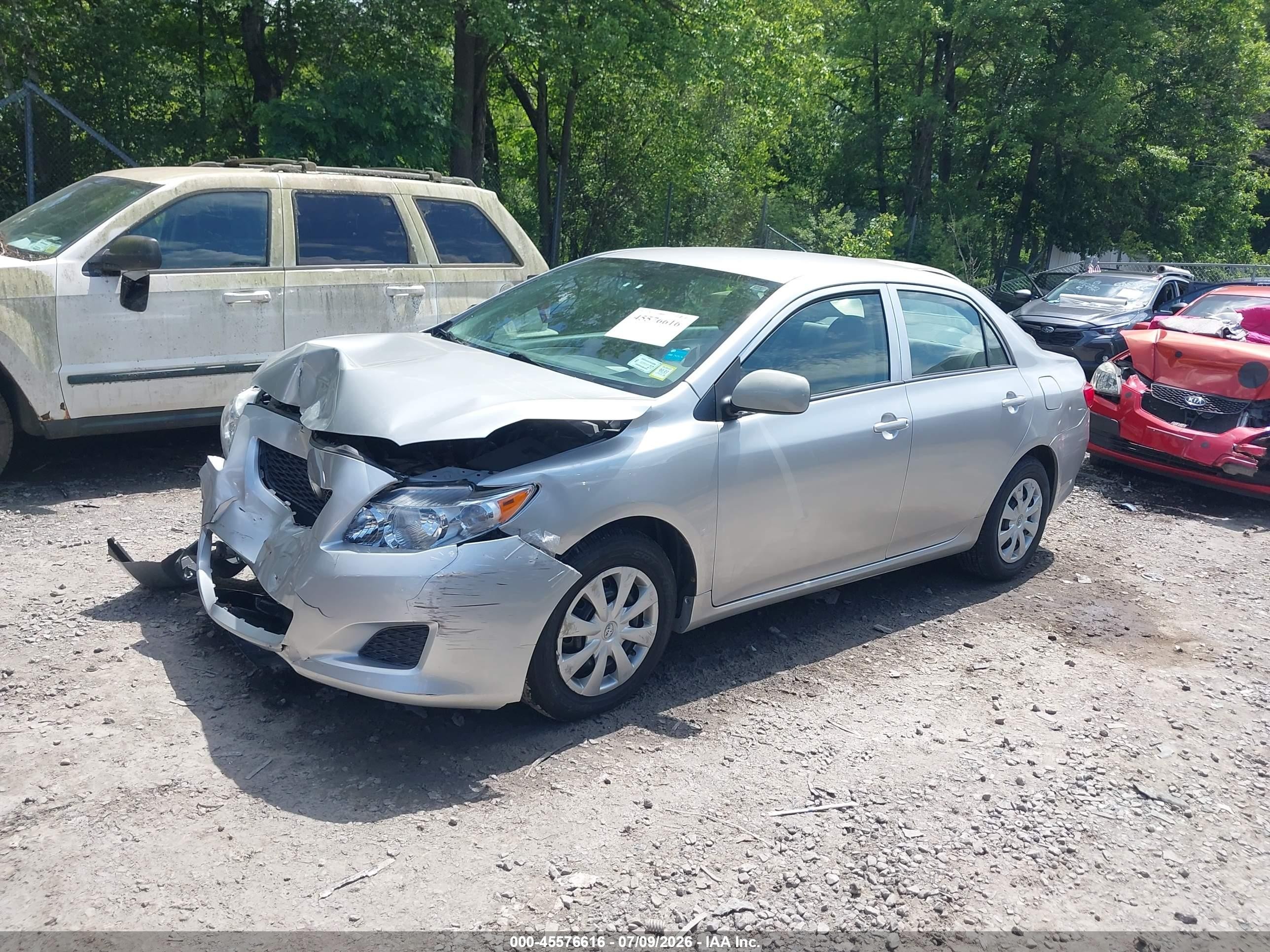2010 Toyota Corolla Le Silver vin: 2T1BU4EEXAC441697