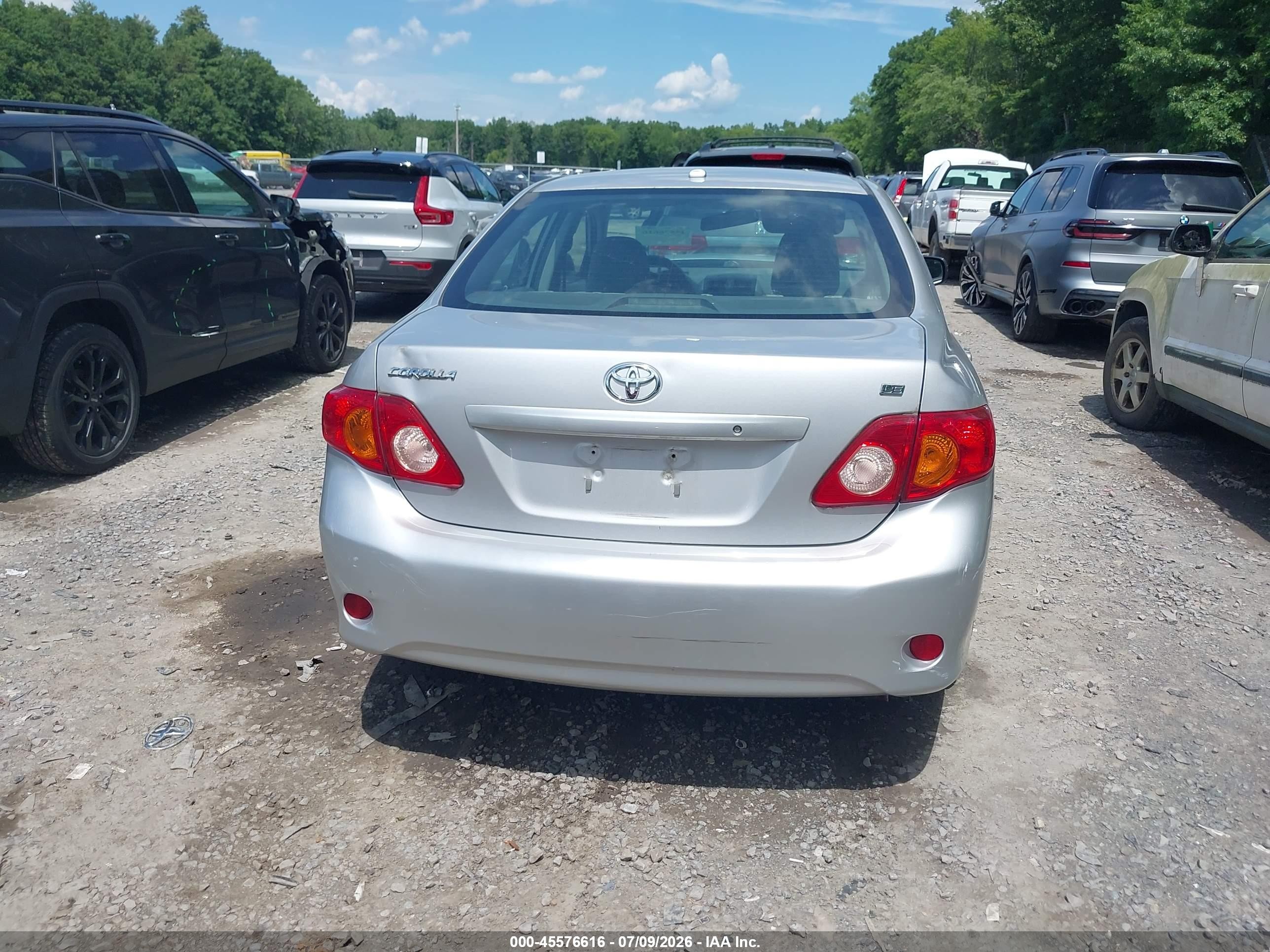 2010 Toyota Corolla Le Silver vin: 2T1BU4EEXAC441697