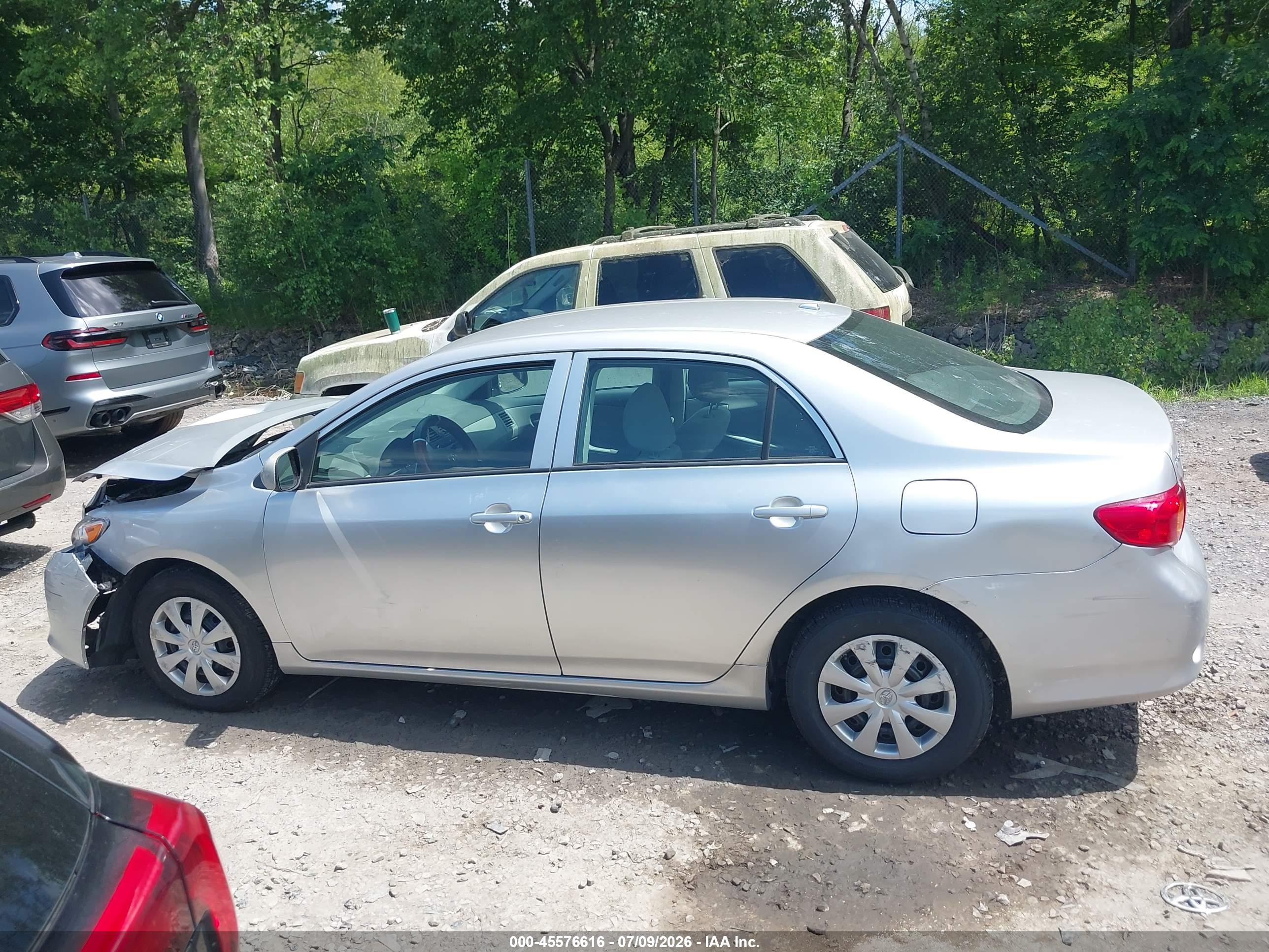 2010 Toyota Corolla Le Silver vin: 2T1BU4EEXAC441697