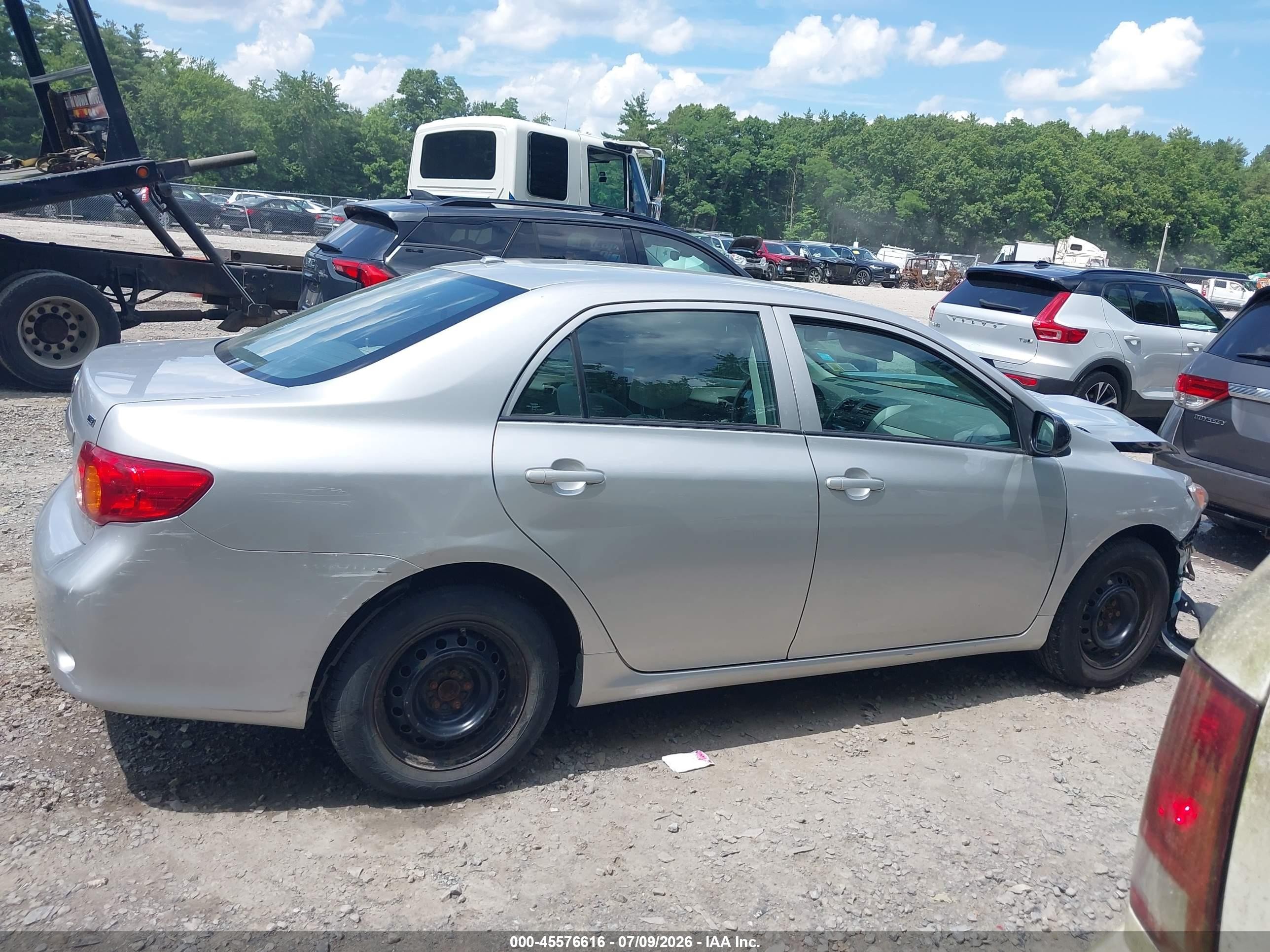 2010 Toyota Corolla Le Silver vin: 2T1BU4EEXAC441697