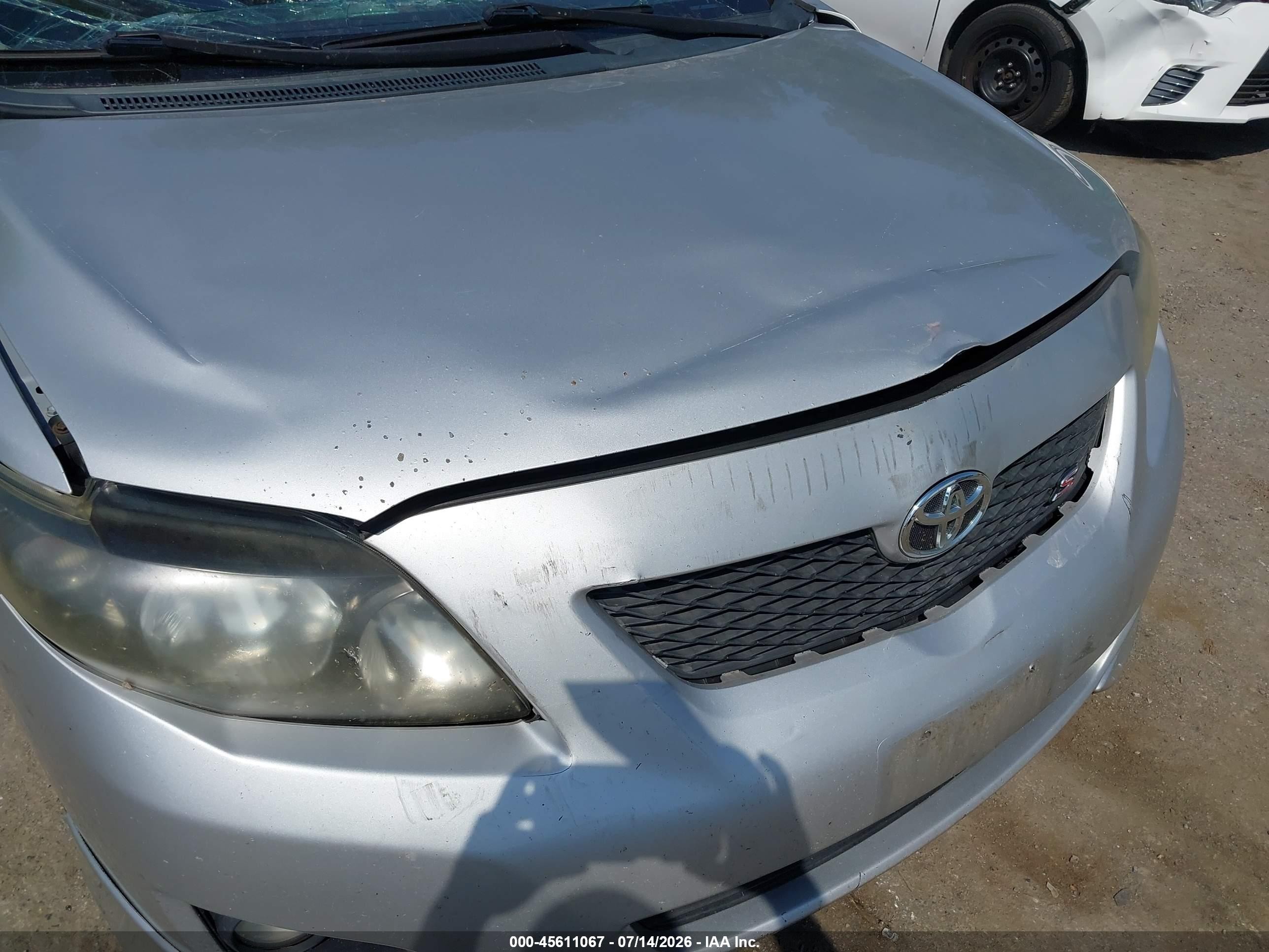 2010 Toyota Corolla S Серебряный vin: 2T1BU4EEXAC448634