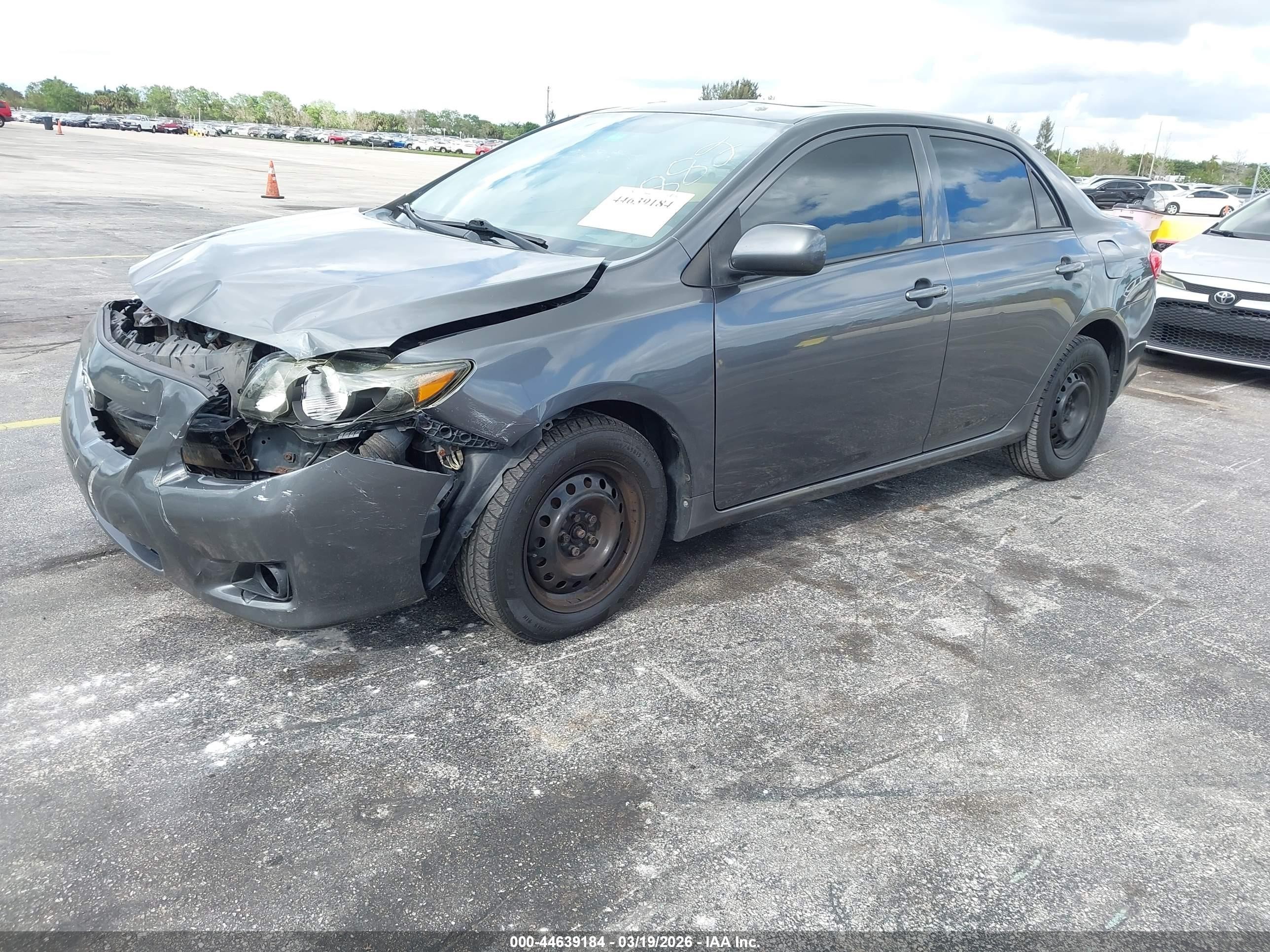 2010 Toyota Corolla Le Gray vin: 2T1BU4EEXAC464882