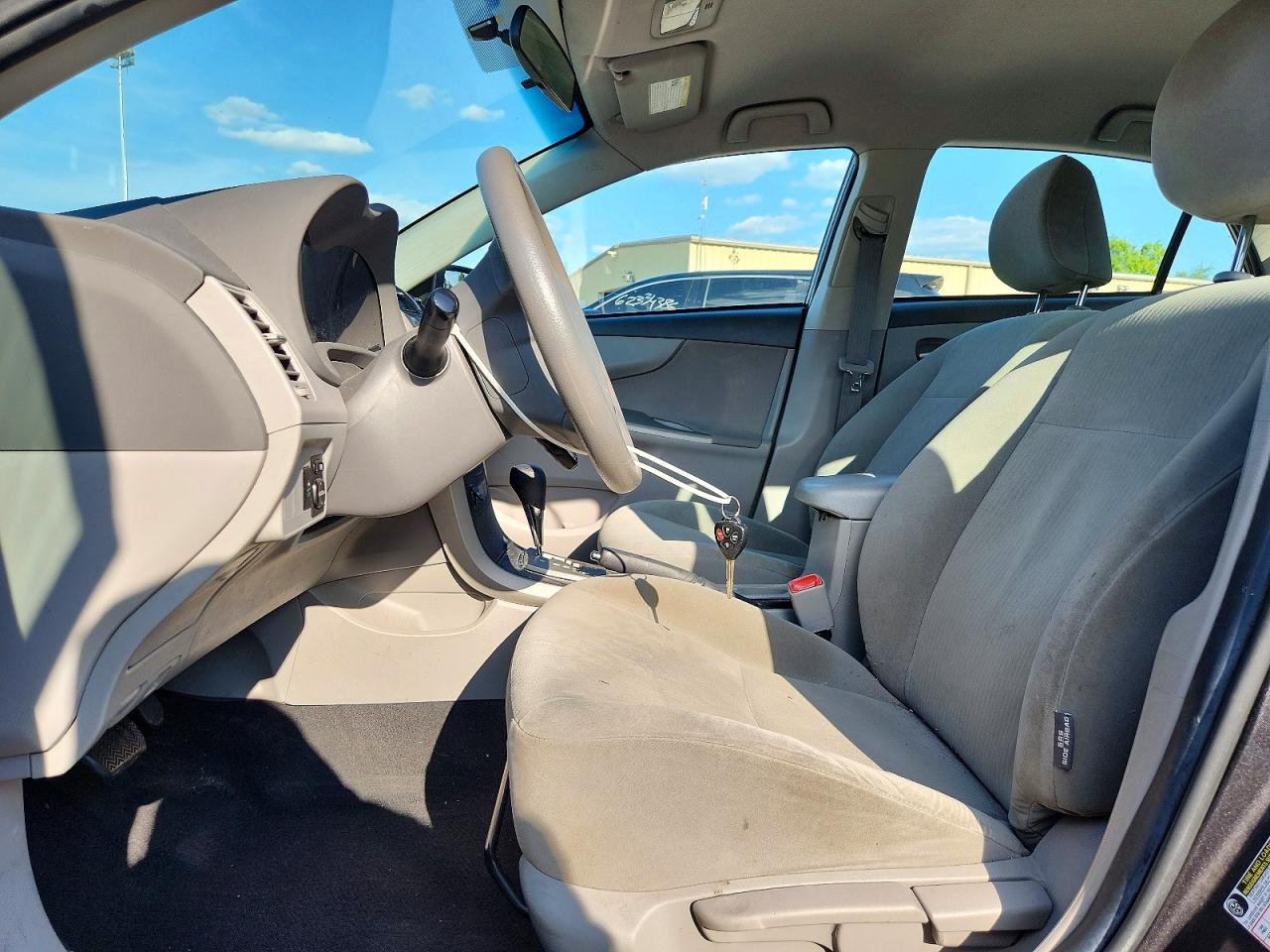 2010 Toyota Corolla Le Charcoal vin: 2T1BU4EEXAC490091