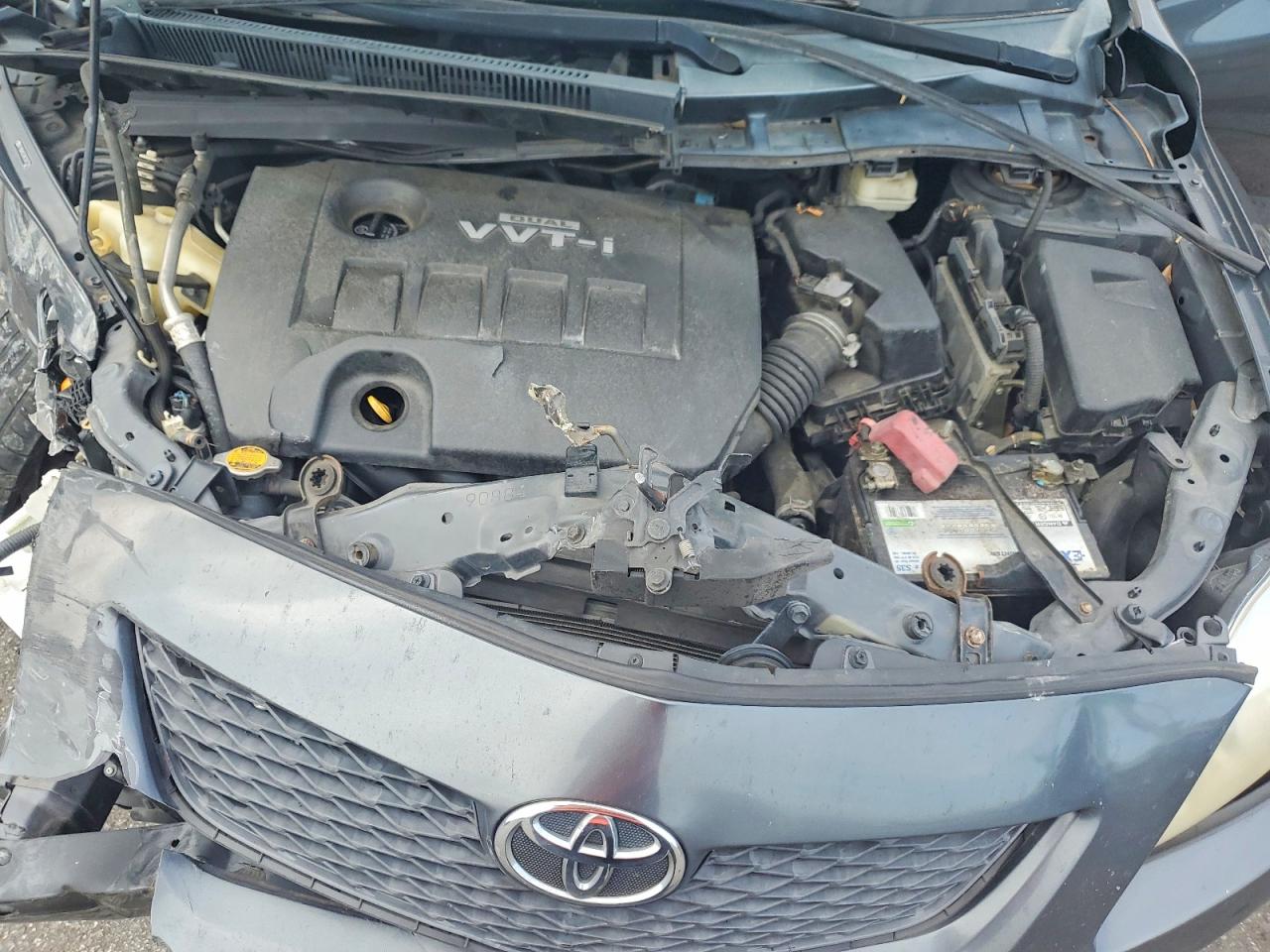 2010 Toyota Corolla Le Gray vin: 2T1BU4EEXAC507729