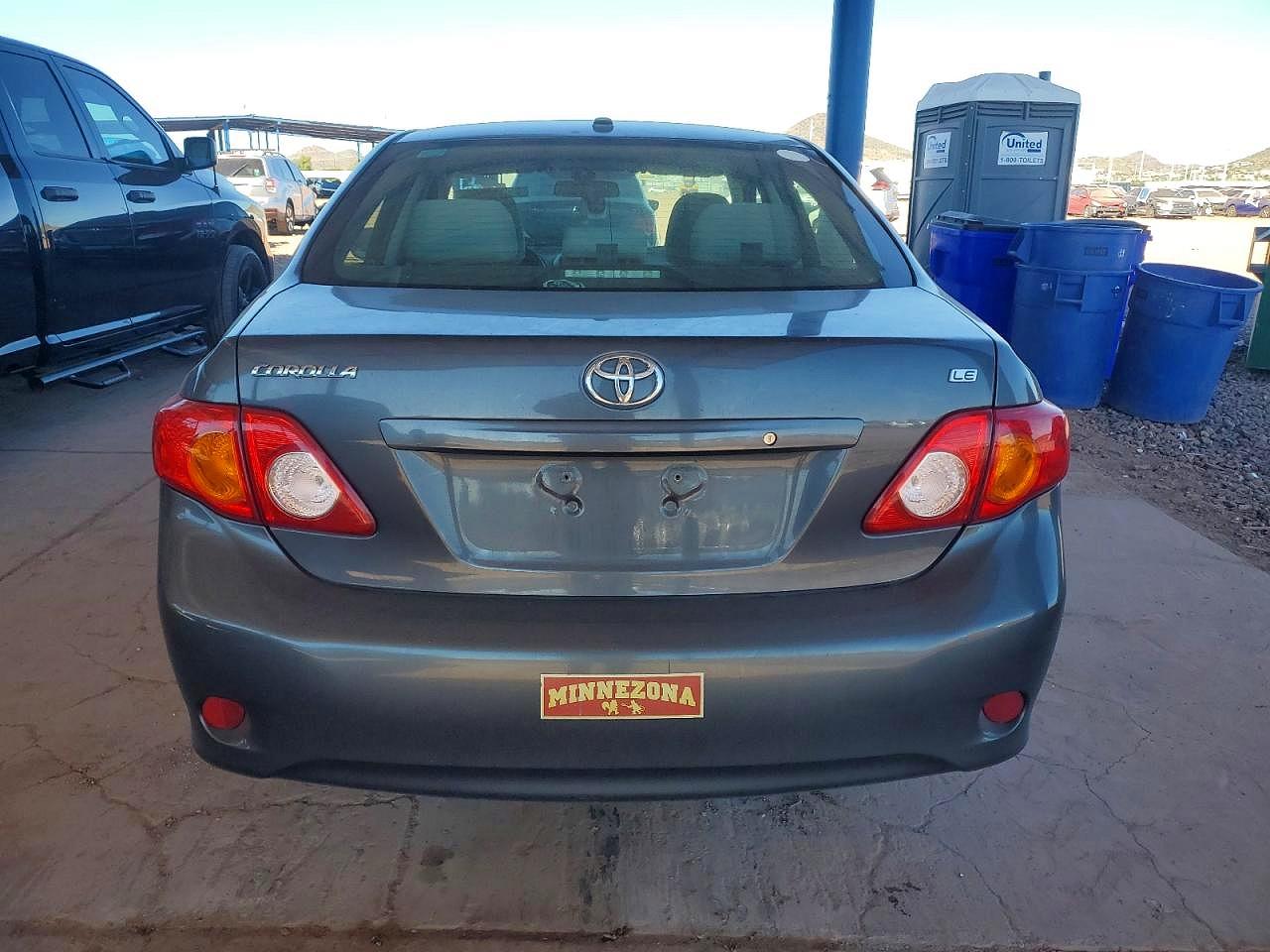 2010 Toyota Corolla Le Gray vin: 2T1BU4EEXAC511361