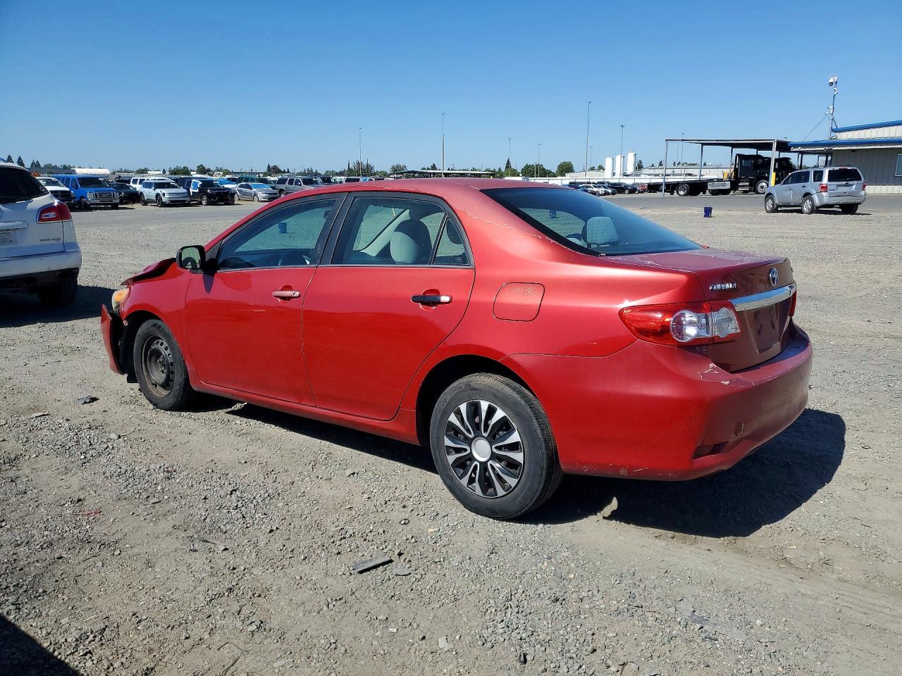 2011 Toyota Corolla Le Red vin: 2T1BU4EEXBC542644
