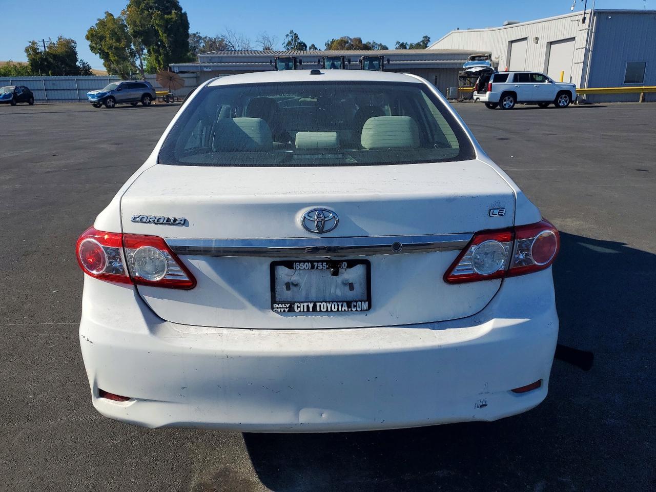 2011 Toyota Corolla Le Белый vin: 2T1BU4EEXBC558973