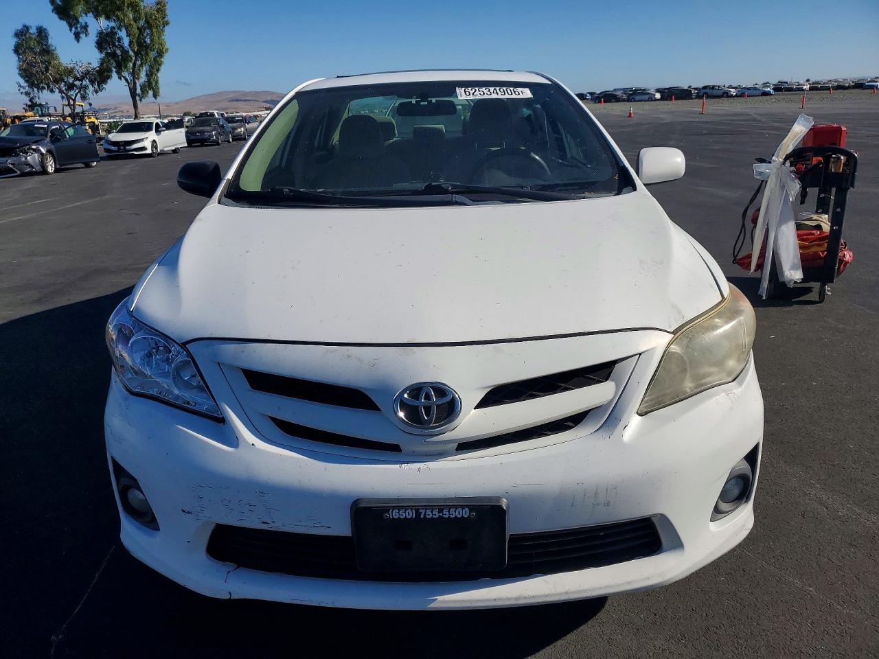 2011 Toyota Corolla Le Белый vin: 2T1BU4EEXBC558973