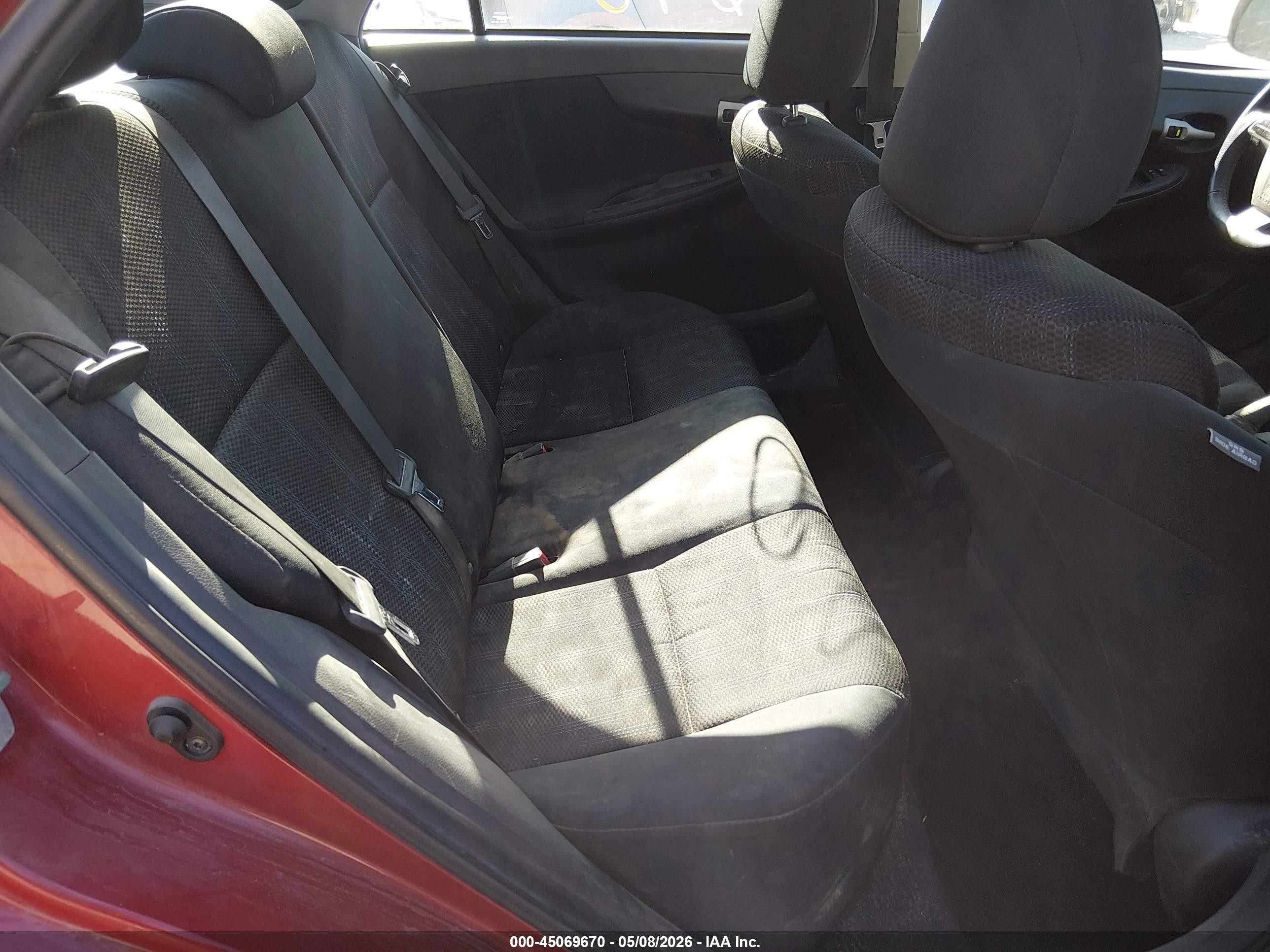 2011 Toyota Corolla S Red vin: 2T1BU4EEXBC576633