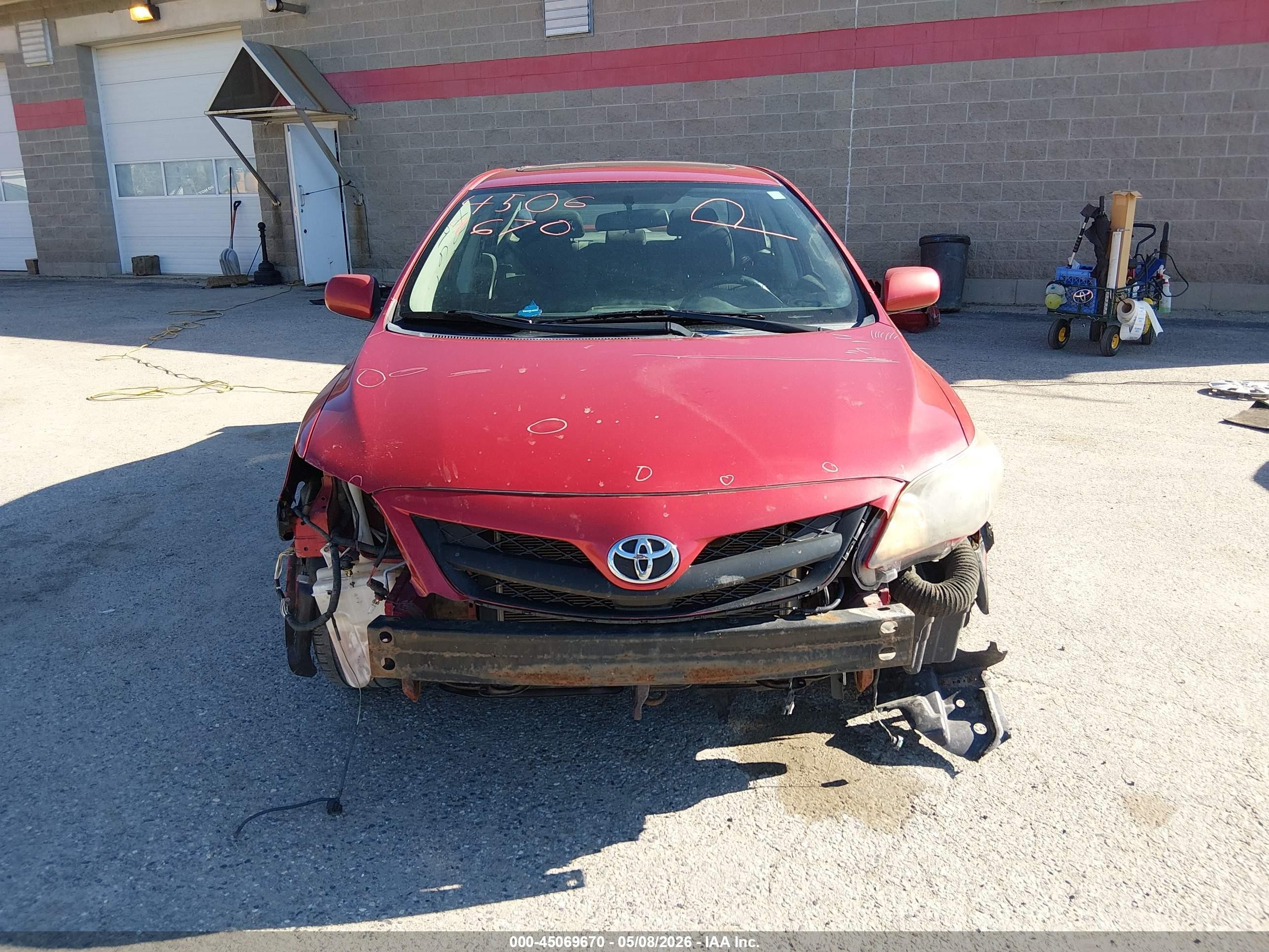 2011 Toyota Corolla S Red vin: 2T1BU4EEXBC576633