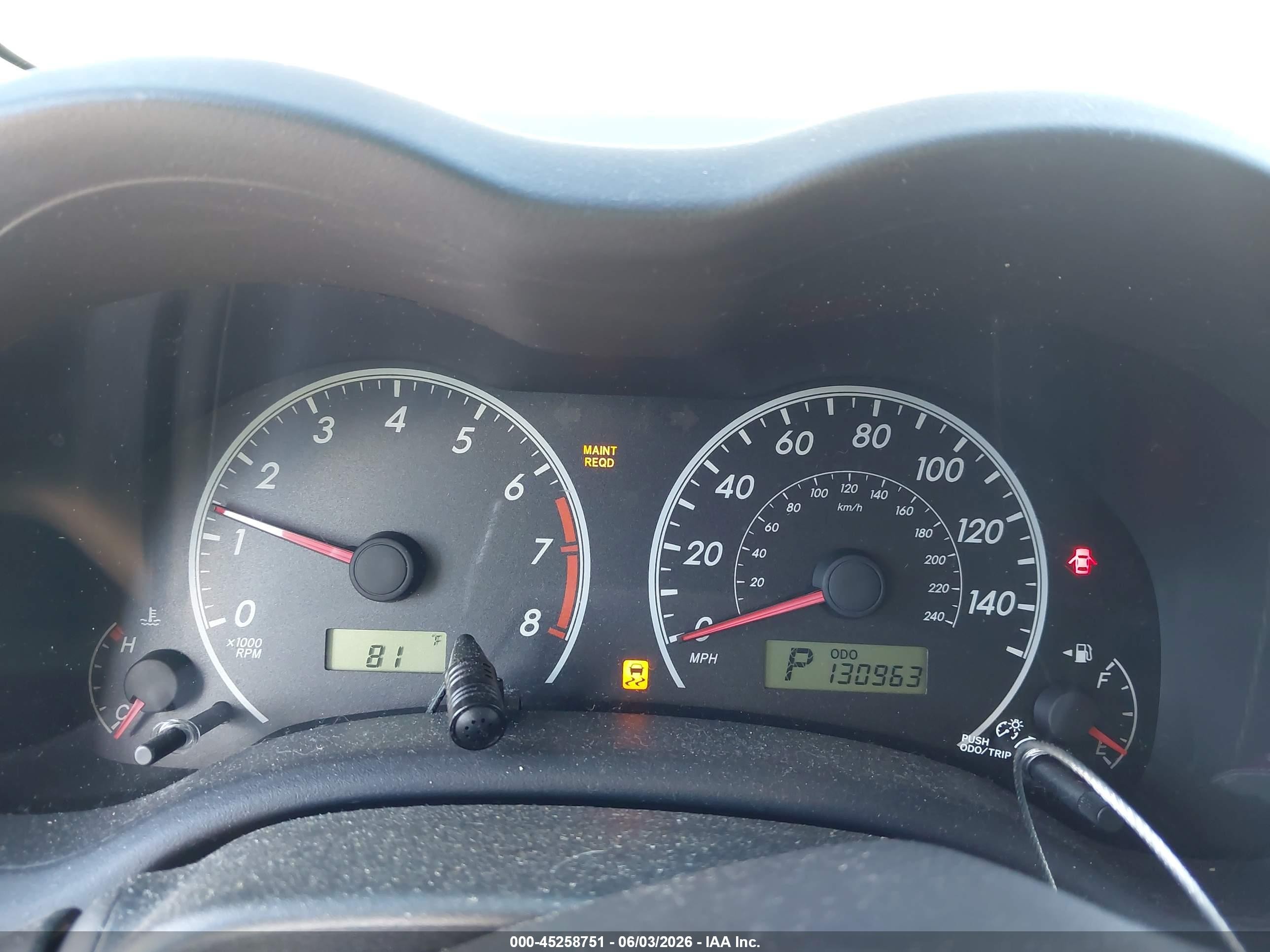 2011 Toyota Corolla Le Silver vin: 2T1BU4EEXBC581203