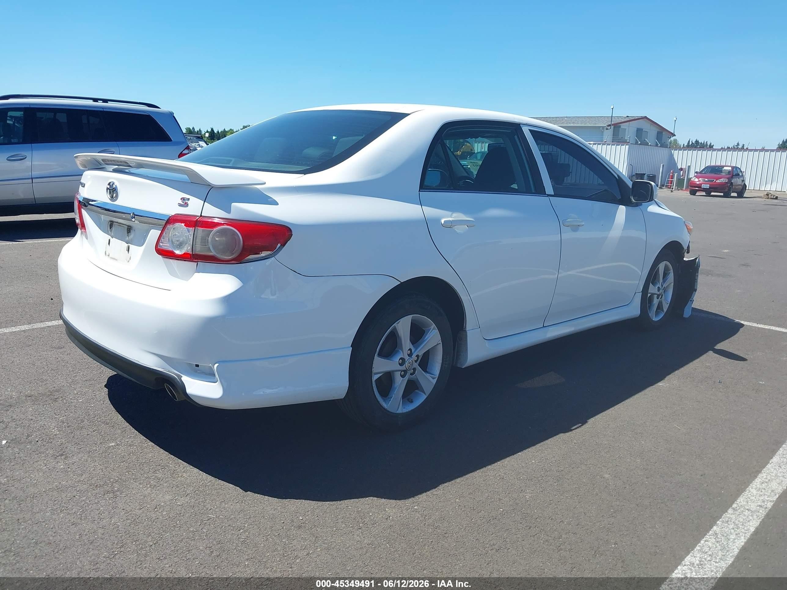 2011 Toyota Corolla S White vin: 2T1BU4EEXBC587759