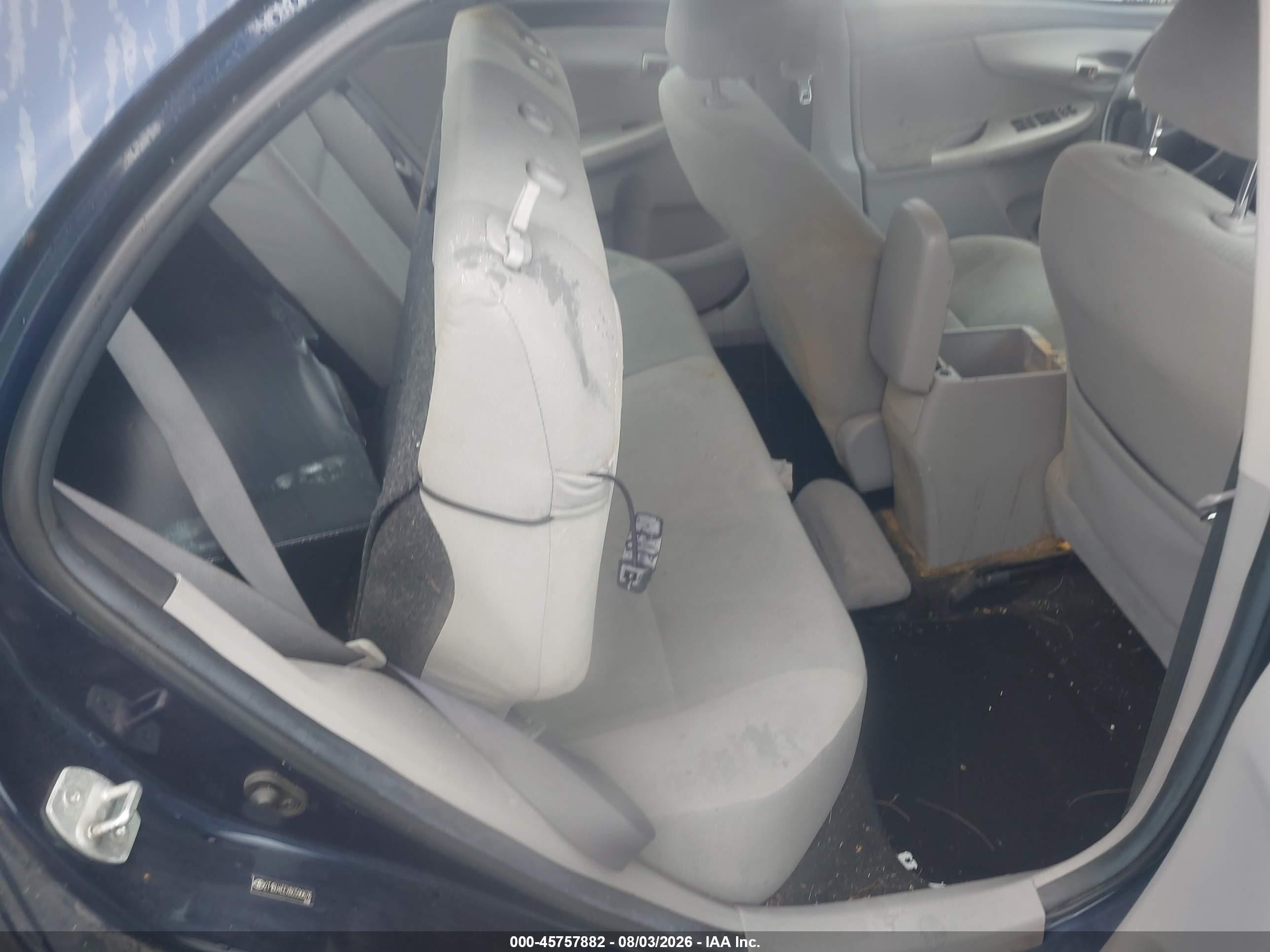 2011 Toyota Corolla Le Blue vin: 2T1BU4EEXBC590676