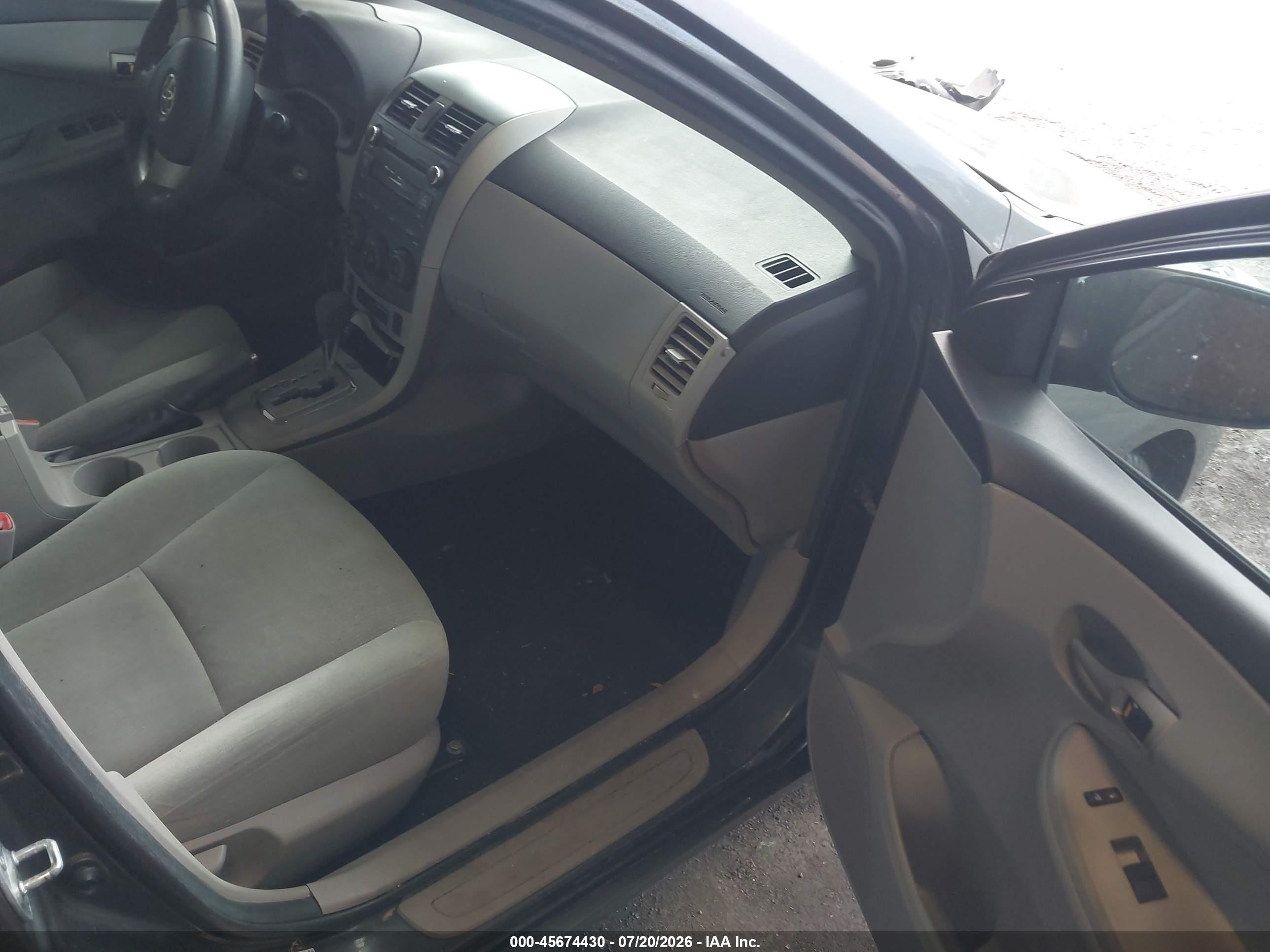 2011 Toyota Corolla Le Gray vin: 2T1BU4EEXBC599894