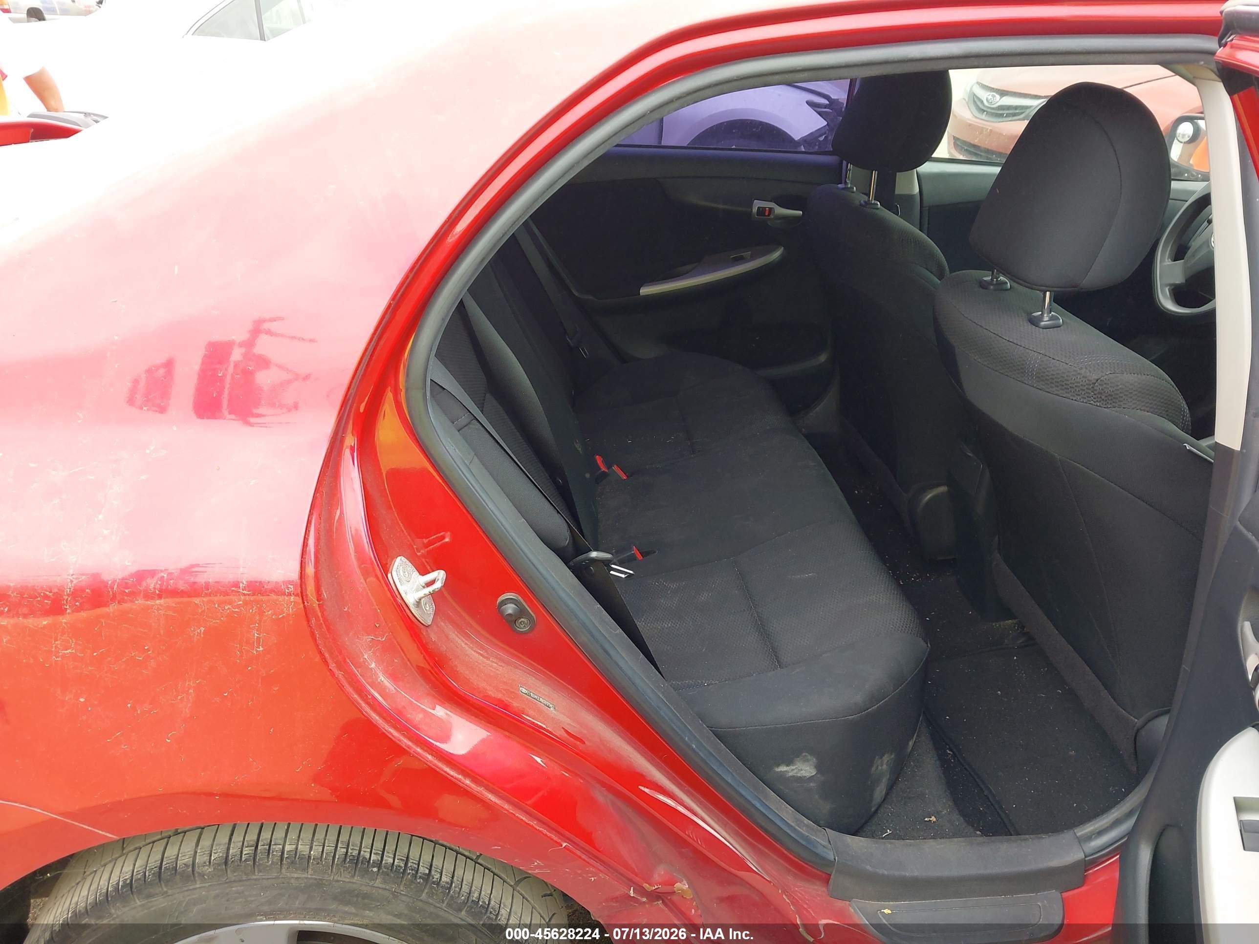 2011 Toyota Corolla S Red vin: 2T1BU4EEXBC617942