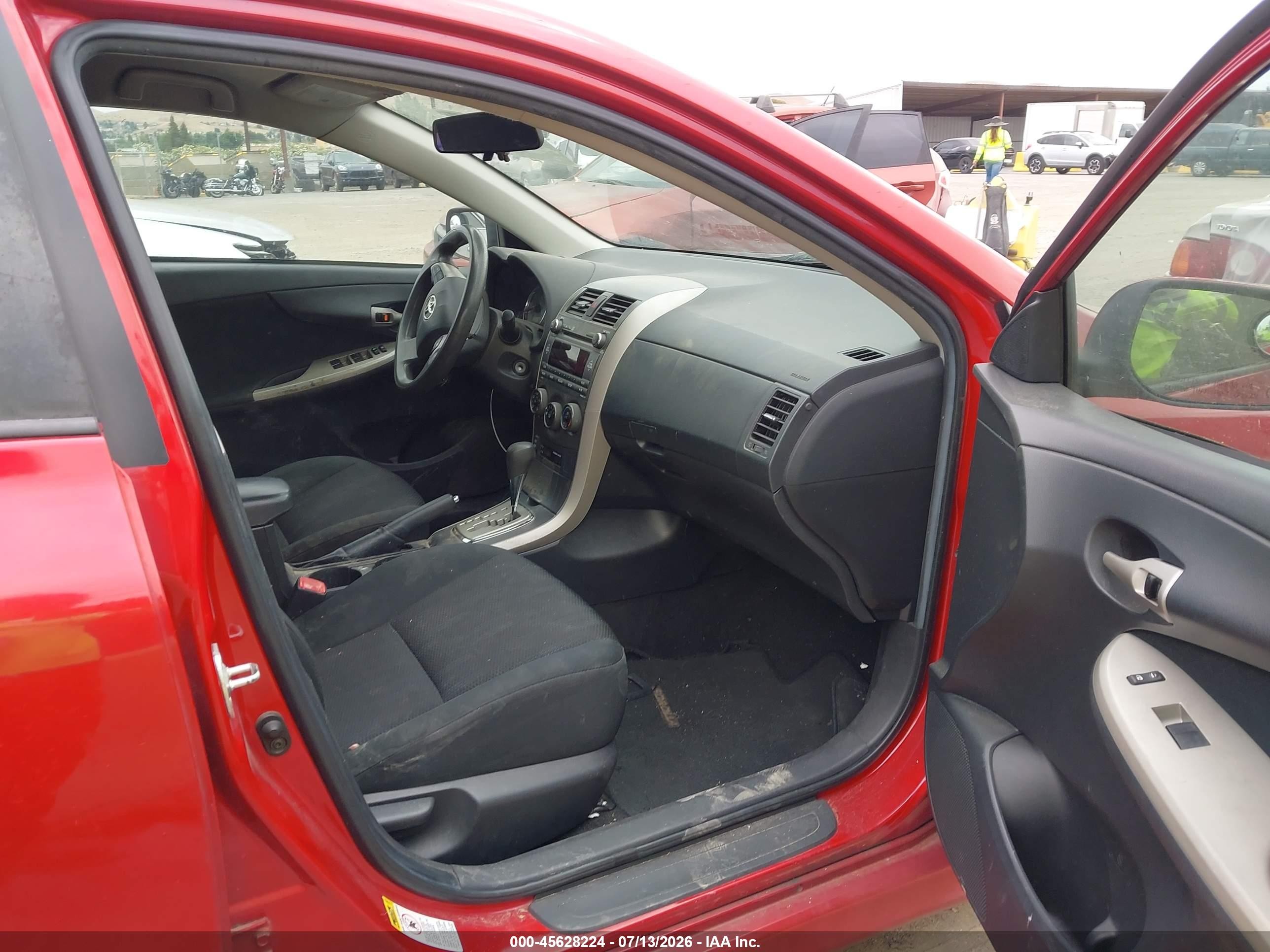 2011 Toyota Corolla S Red vin: 2T1BU4EEXBC617942