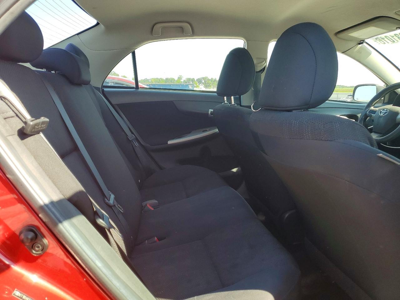 2011 Toyota Corolla S Red vin: 2T1BU4EEXBC620422
