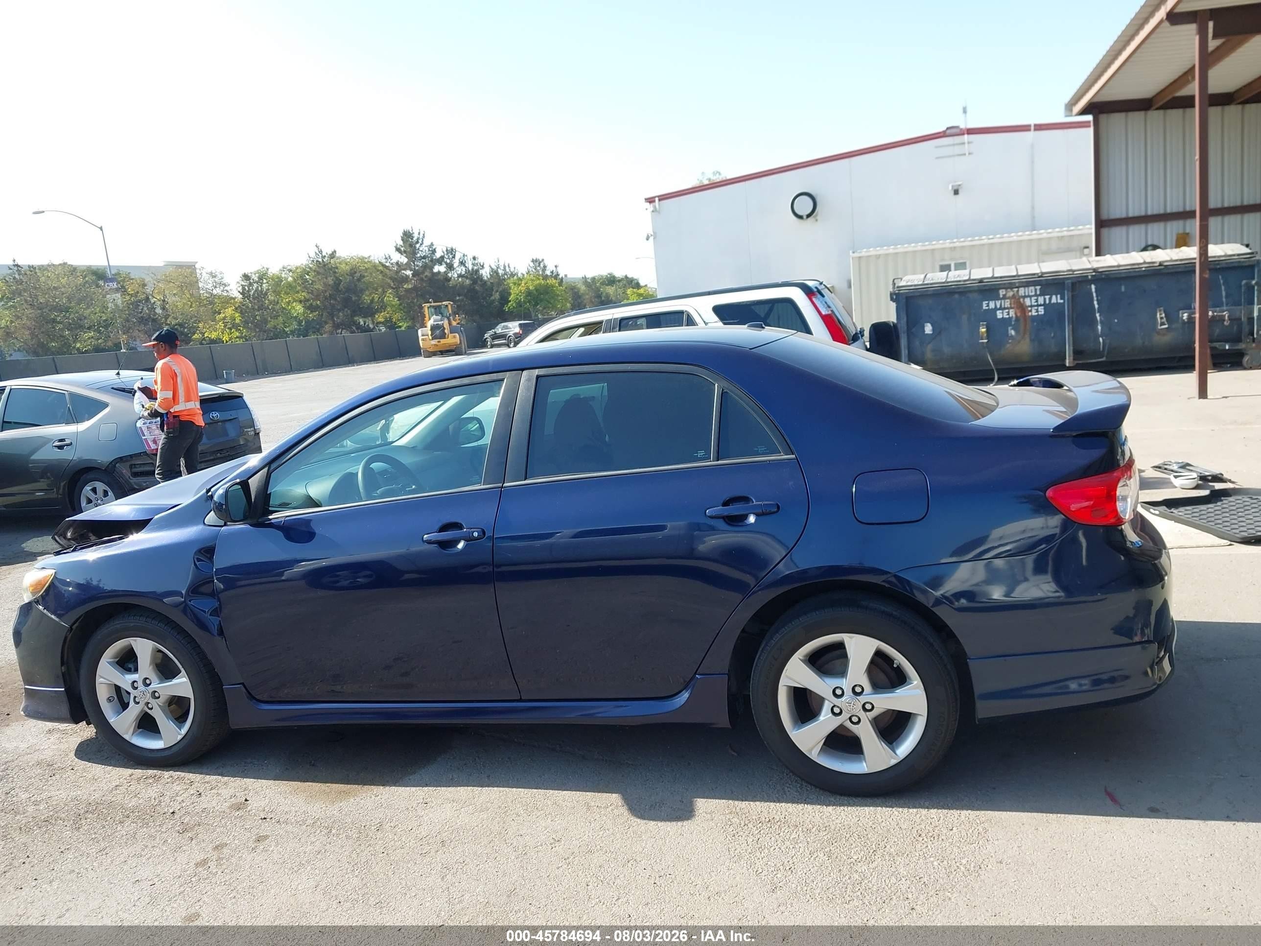 2011 Toyota Corolla S Blue vin: 2T1BU4EEXBC625815