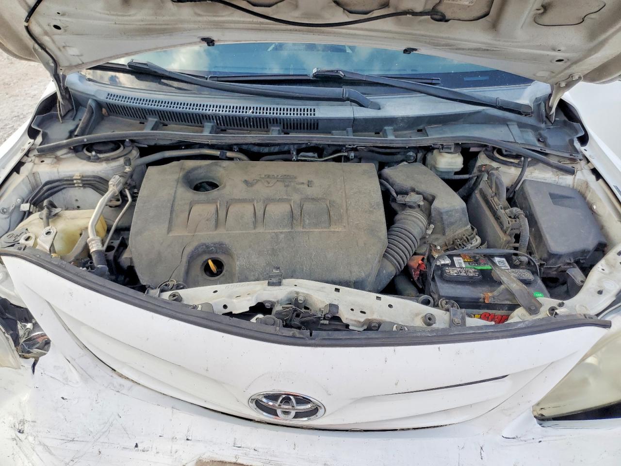 2011 Toyota Corolla Le White vin: 2T1BU4EEXBC629086