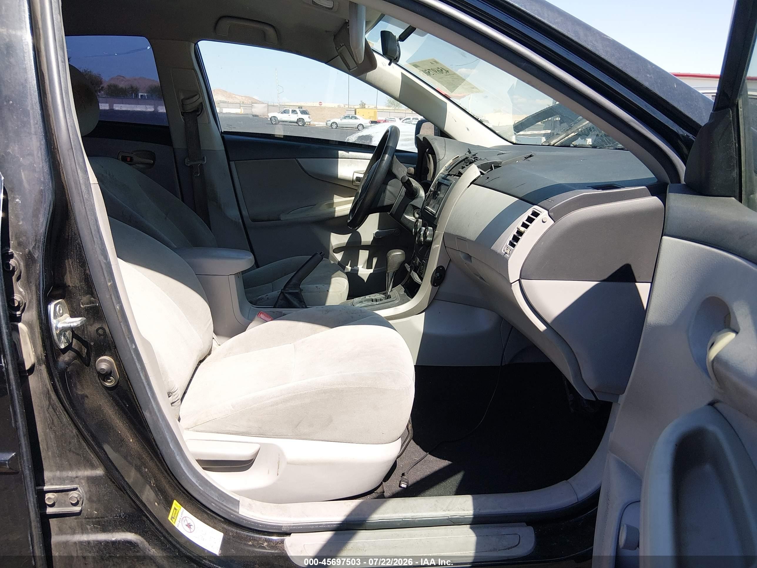 2011 Toyota Corolla   Black vin: 2T1BU4EEXBC636975