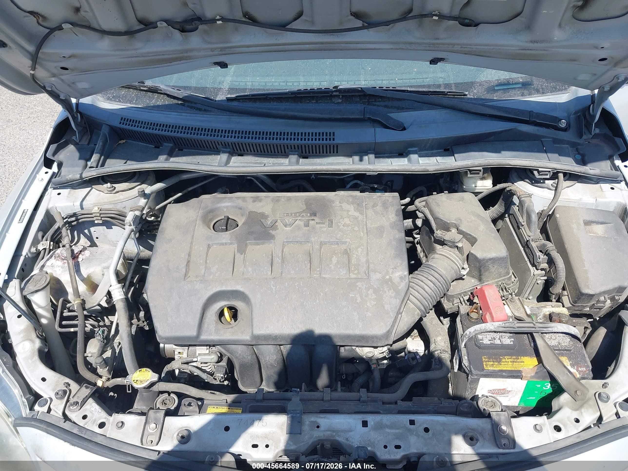 2011 Toyota Corolla S Silver vin: 2T1BU4EEXBC638340