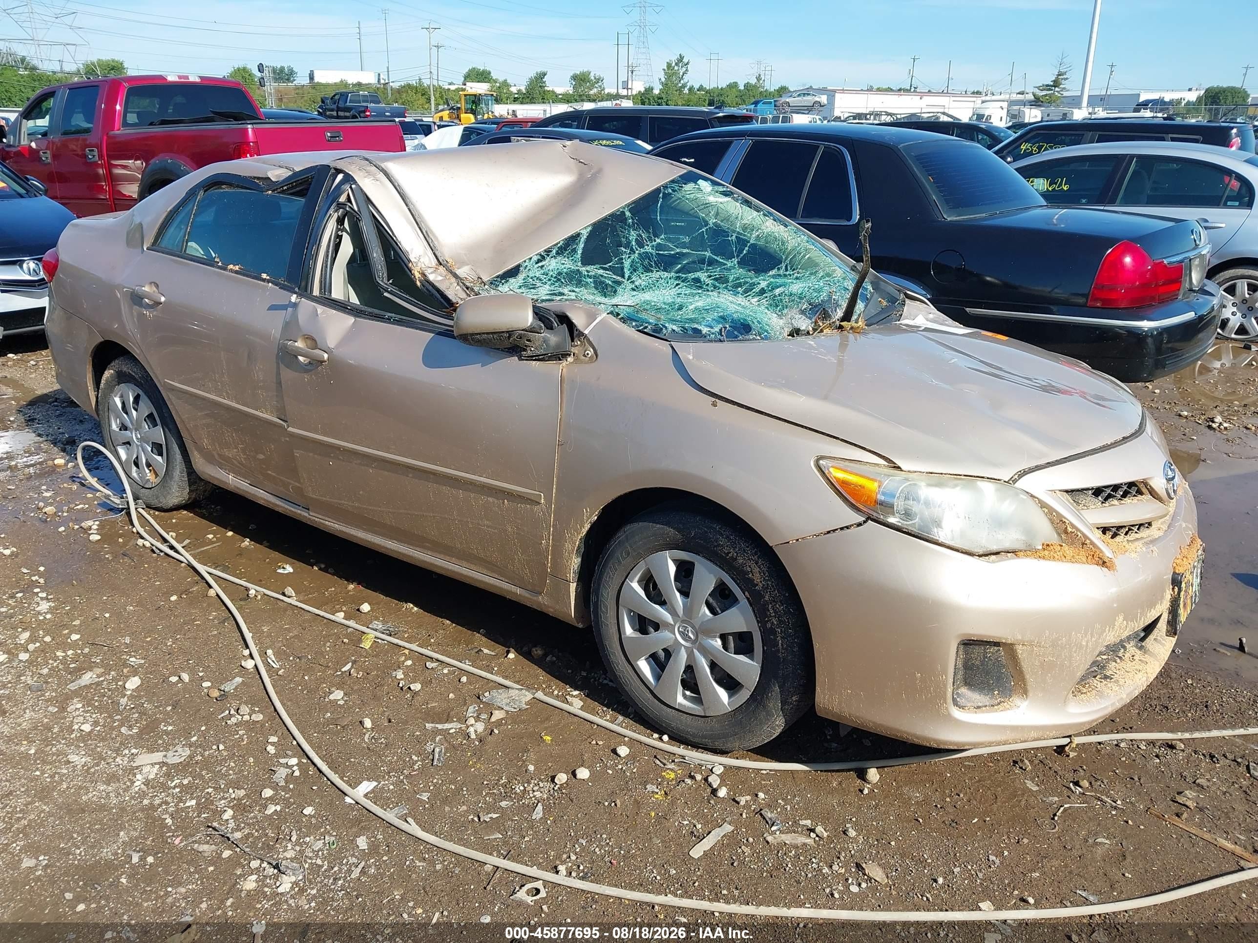 2011 Toyota Corolla Le Gold vin: 2T1BU4EEXBC639620