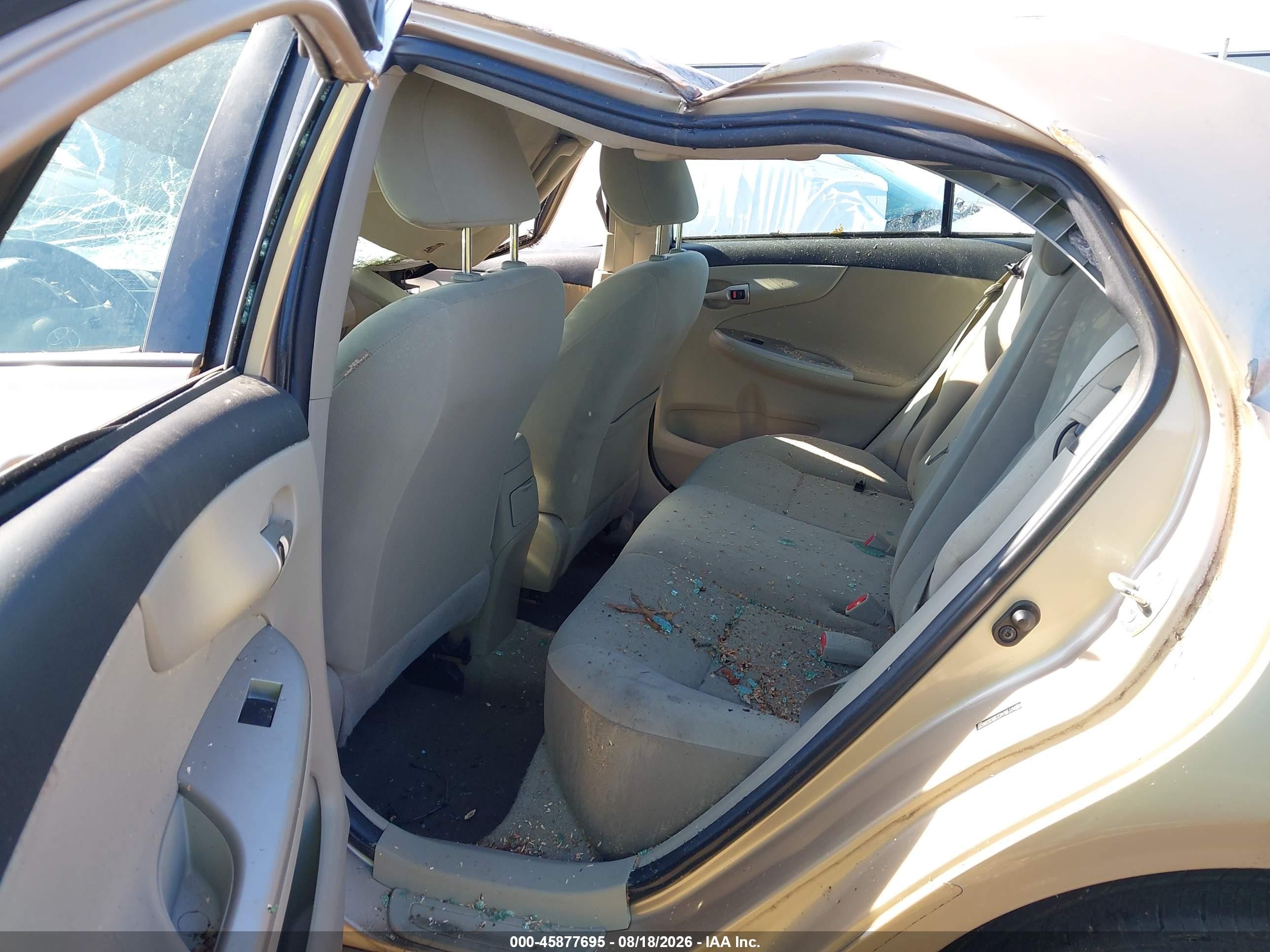 2011 Toyota Corolla Le Gold vin: 2T1BU4EEXBC639620