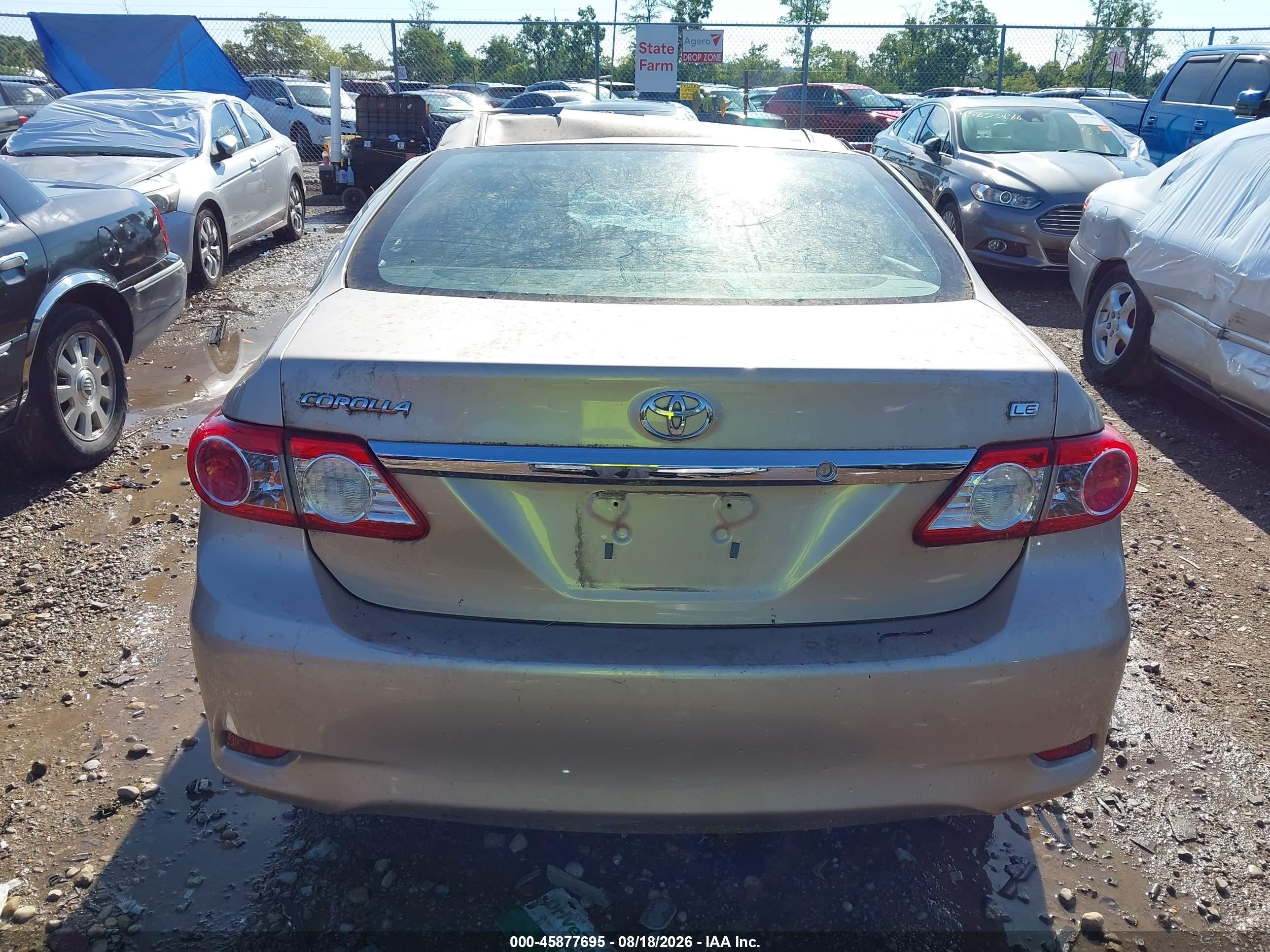 2011 Toyota Corolla Le Gold vin: 2T1BU4EEXBC639620