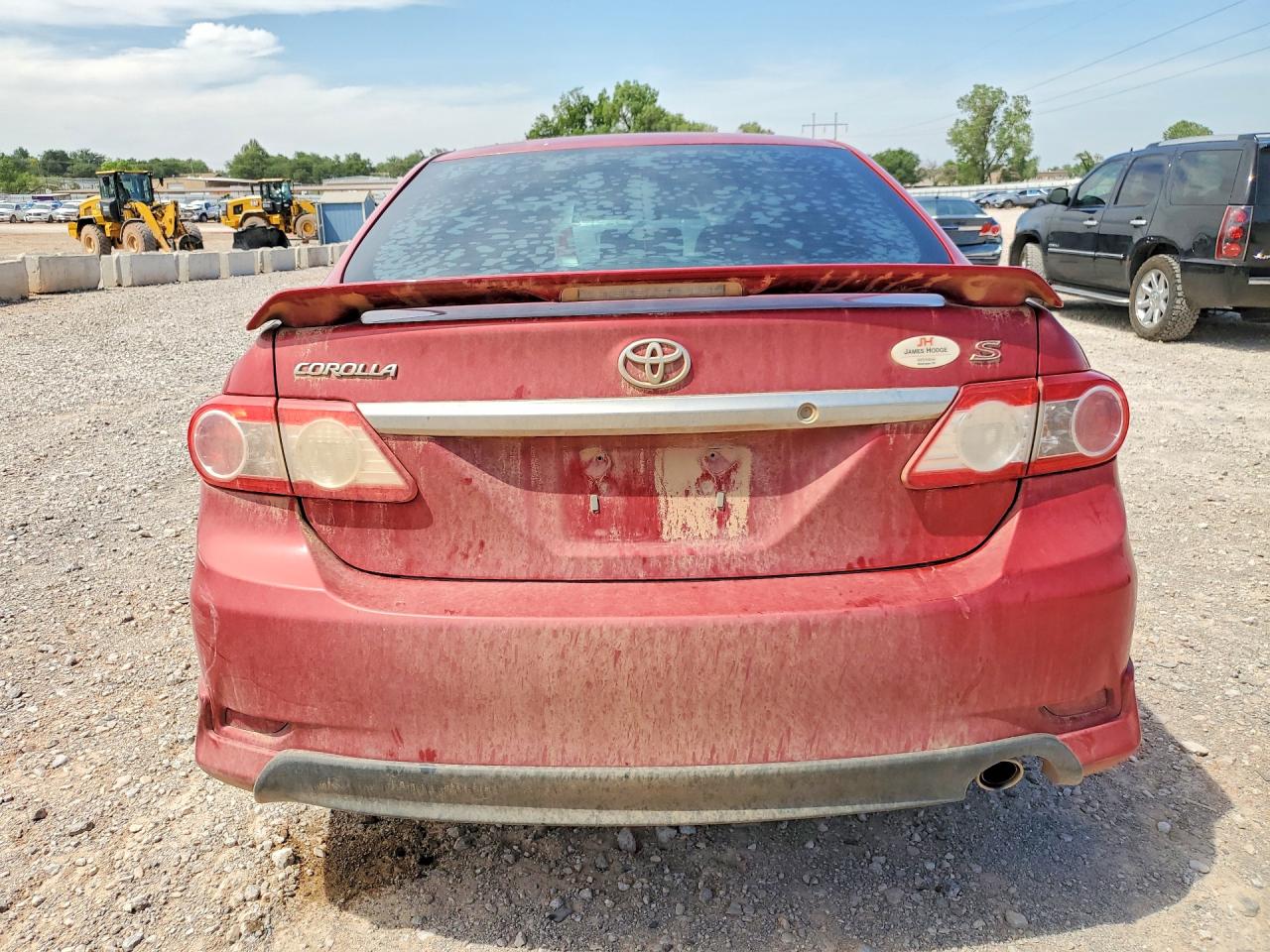 2011 Toyota Corolla S Red vin: 2T1BU4EEXBC645322
