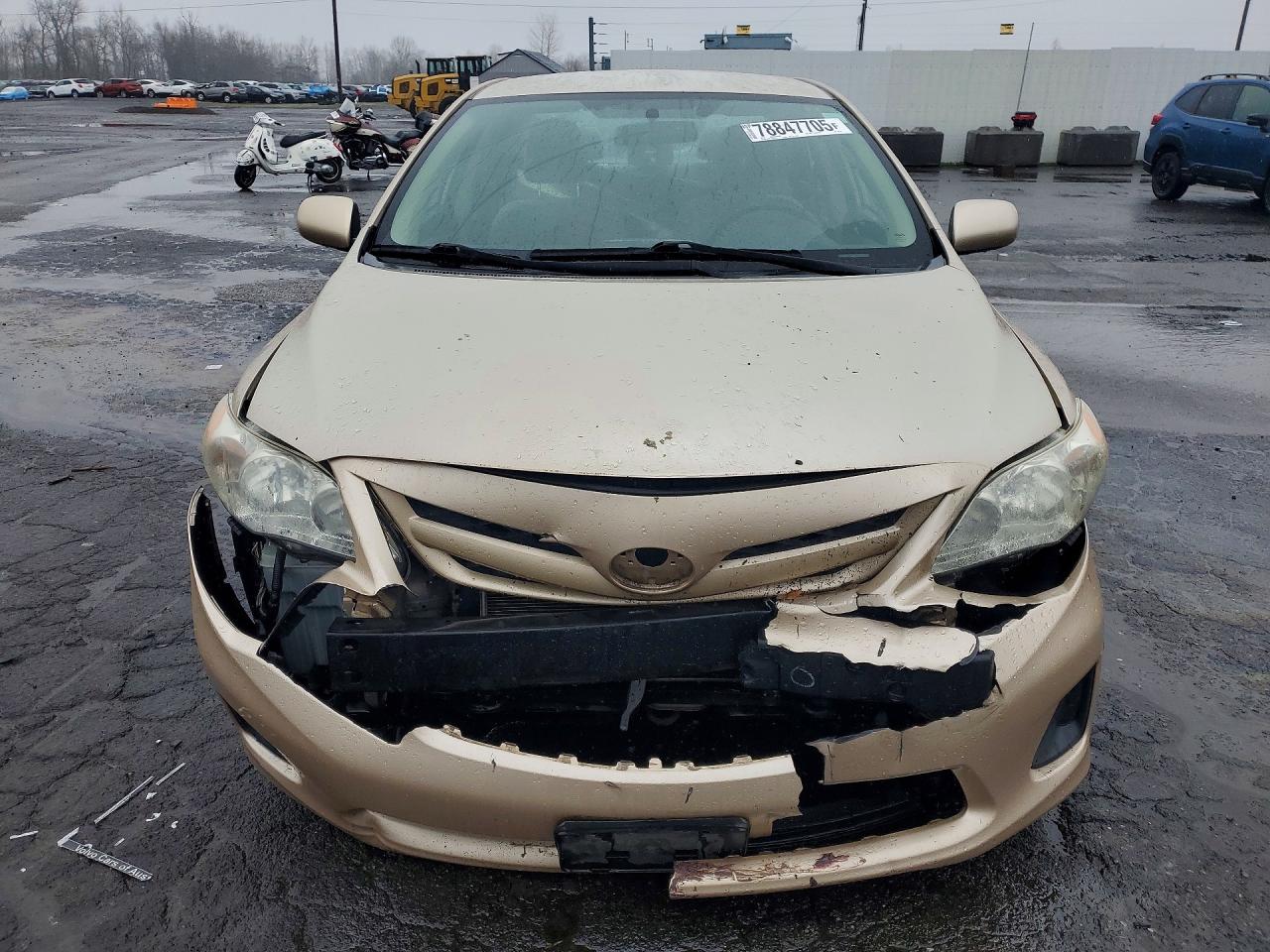 2011 Toyota Corolla Le Beige vin: 2T1BU4EEXBC656126