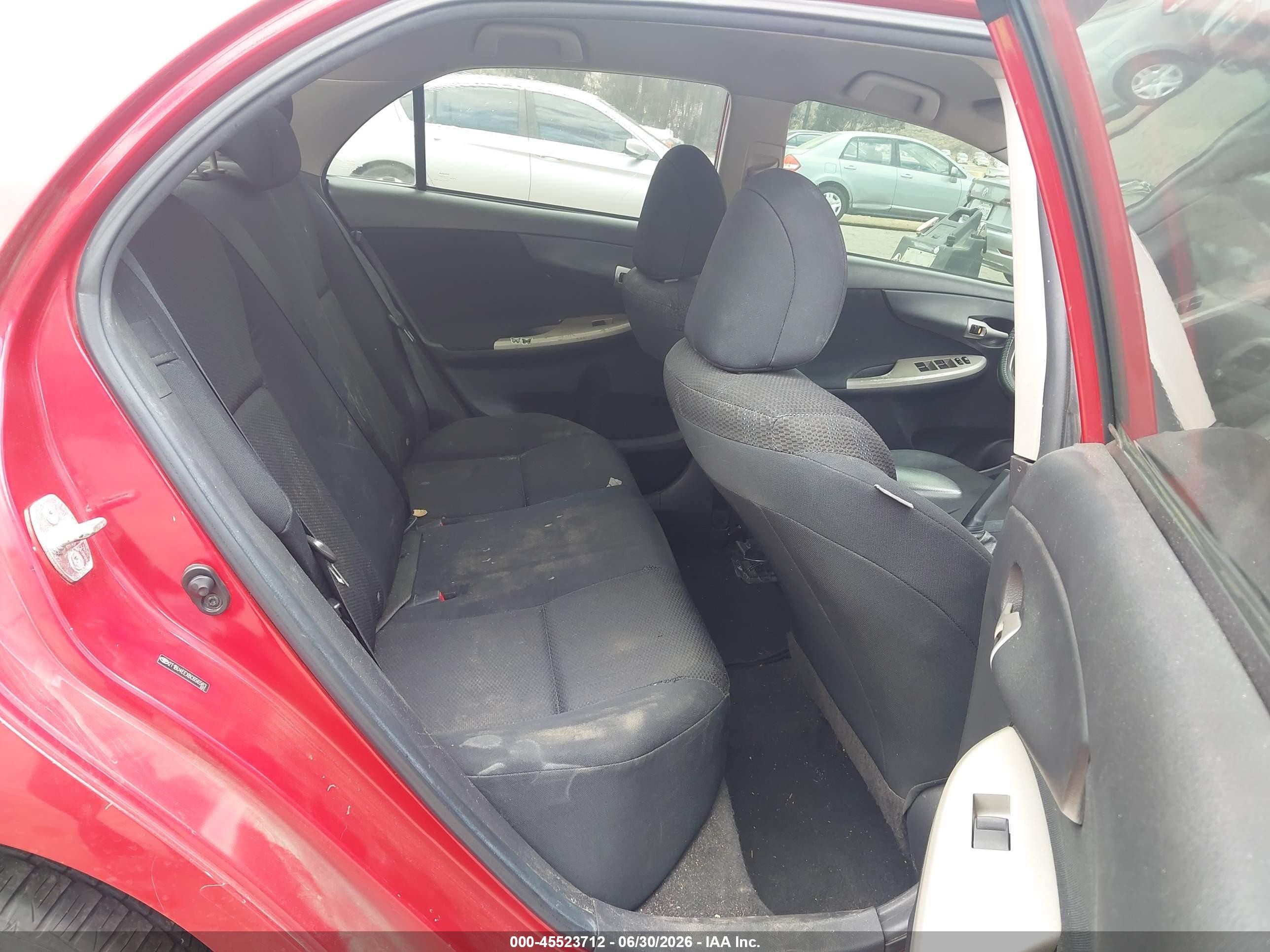 2011 Toyota Corolla S Red vin: 2T1BU4EEXBC656563