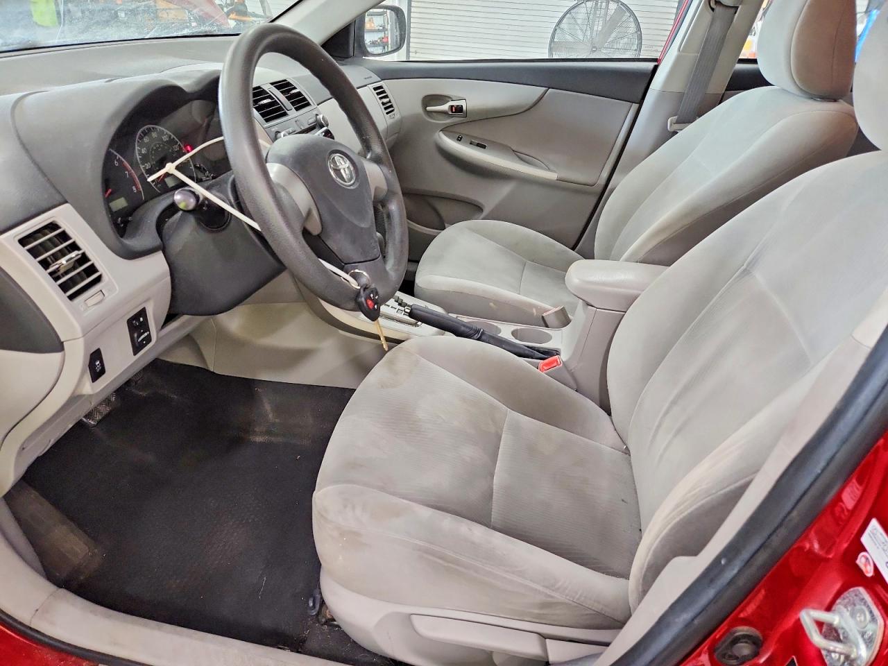 2011 Toyota Corolla Le Темно-бордовый vin: 2T1BU4EEXBC664825