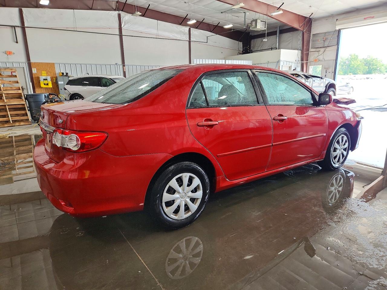 2011 Toyota Corolla Le Темно-бордовый vin: 2T1BU4EEXBC664825