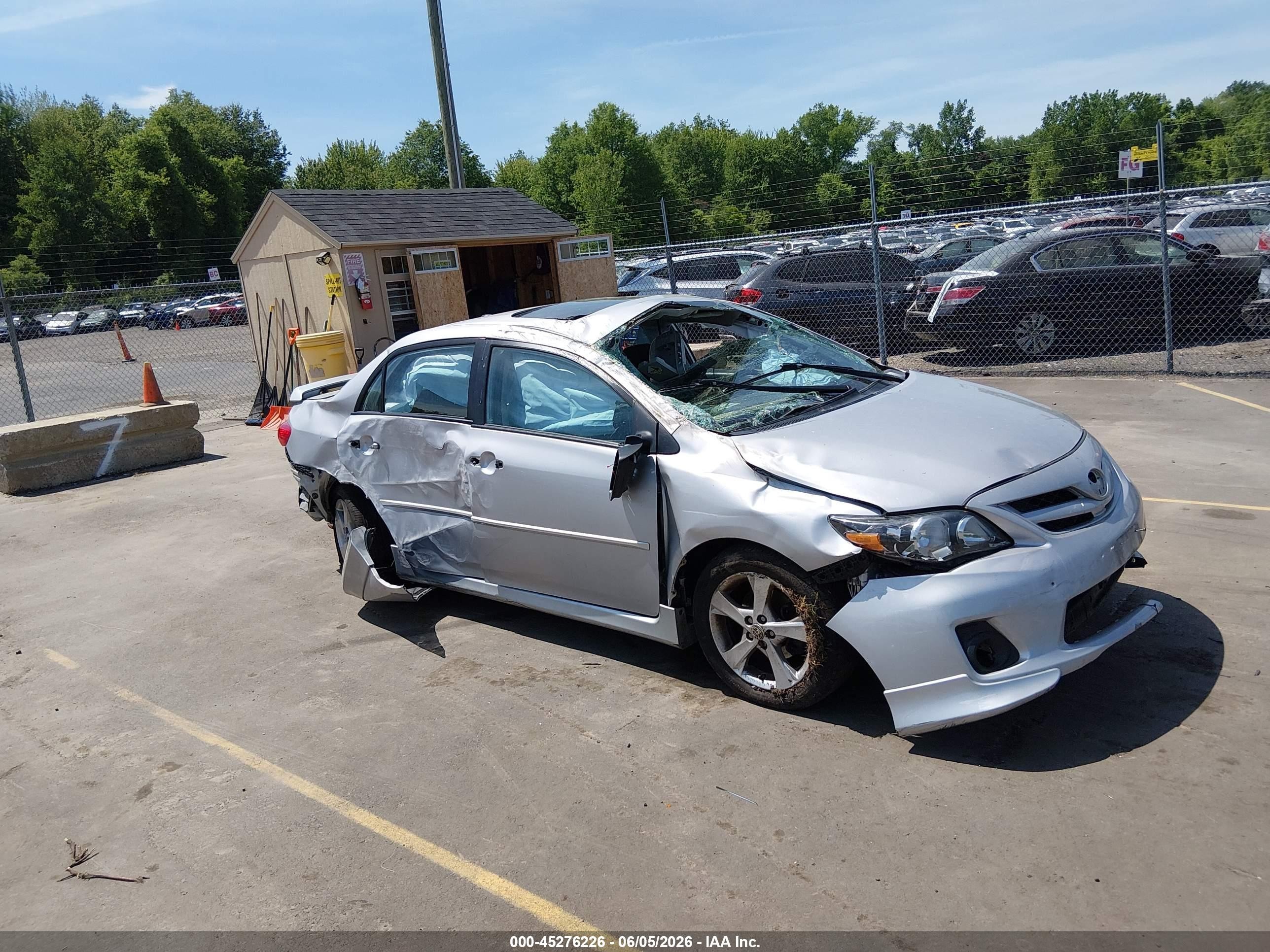 2011 Toyota Corolla S Silver vin: 2T1BU4EEXBC676649