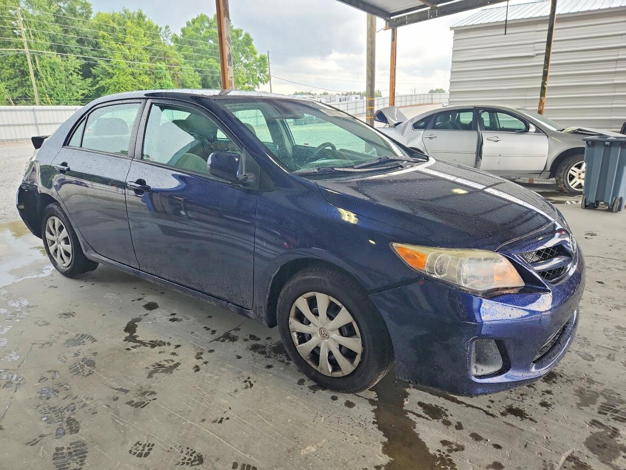 2011 Toyota Corolla Le Blue vin: 2T1BU4EEXBC687490