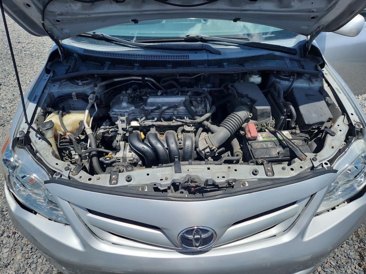 2011 Toyota Corolla Le Silver vin: 2T1BU4EEXBC697727