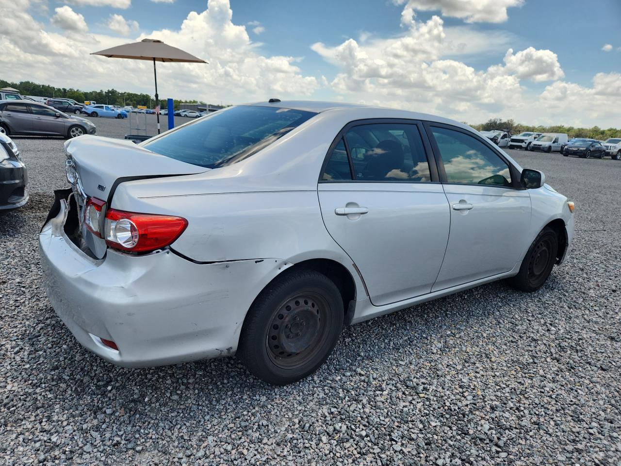 2011 Toyota Corolla Le Silver vin: 2T1BU4EEXBC697727