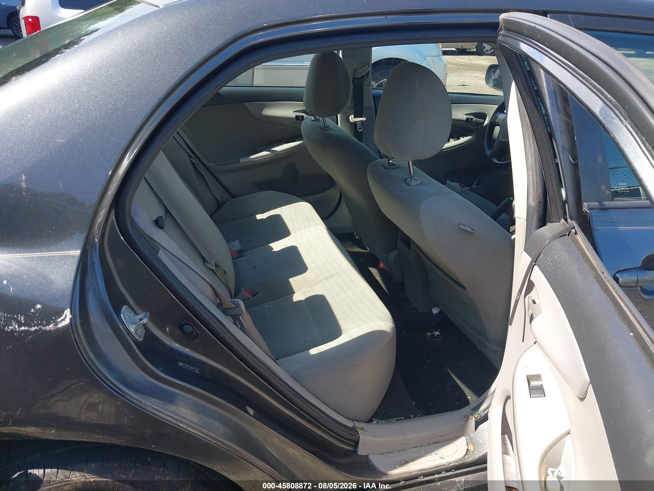 2011 Toyota Corolla Le Gray vin: 2T1BU4EEXBC727017