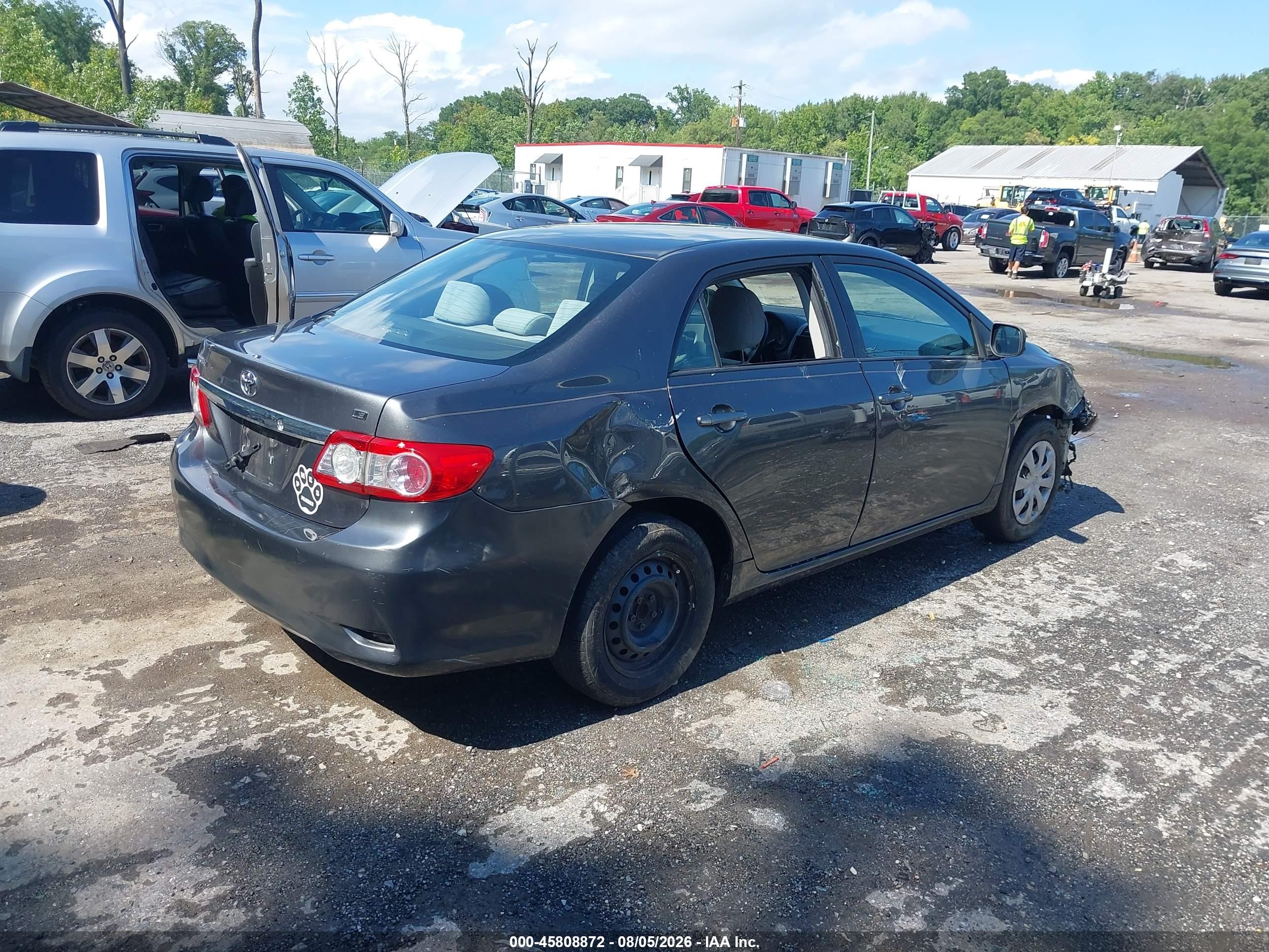 2011 Toyota Corolla Le Gray vin: 2T1BU4EEXBC727017
