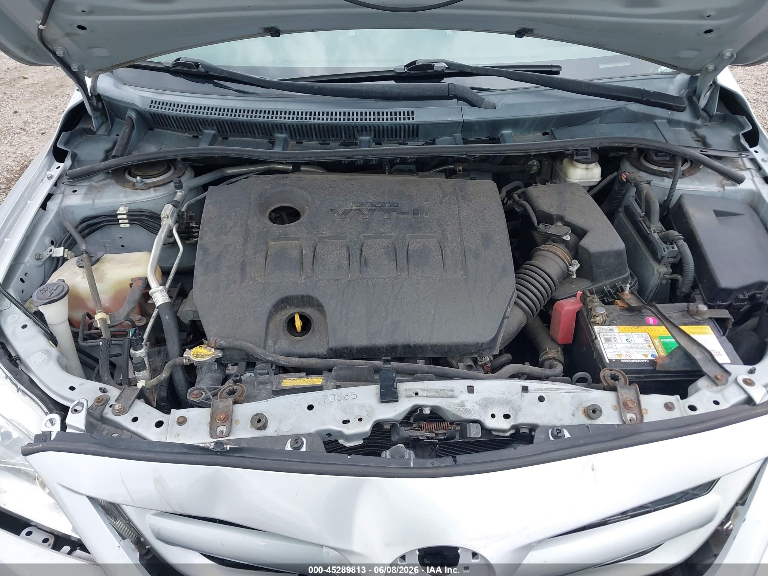 2011 Toyota Corolla   Silver vin: 2T1BU4EEXBC732699
