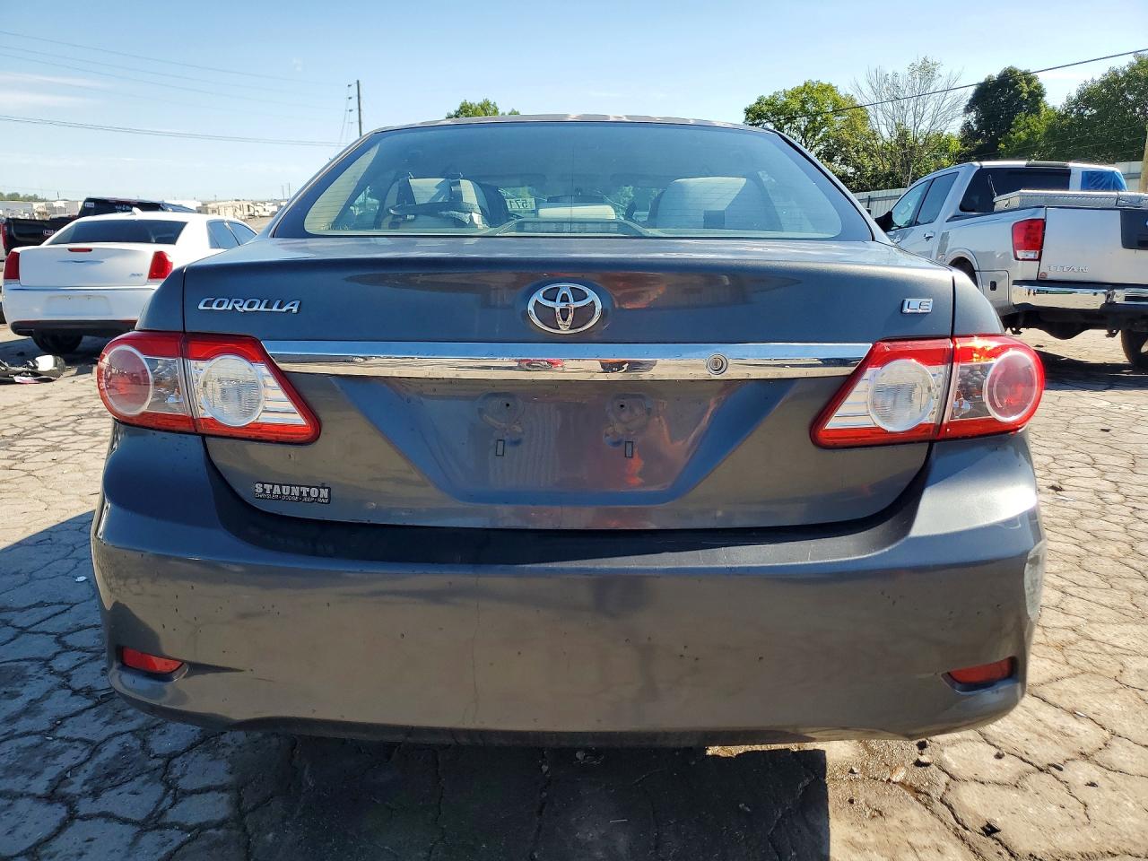 2011 Toyota Corolla Le Gray vin: 2T1BU4EEXBC743010