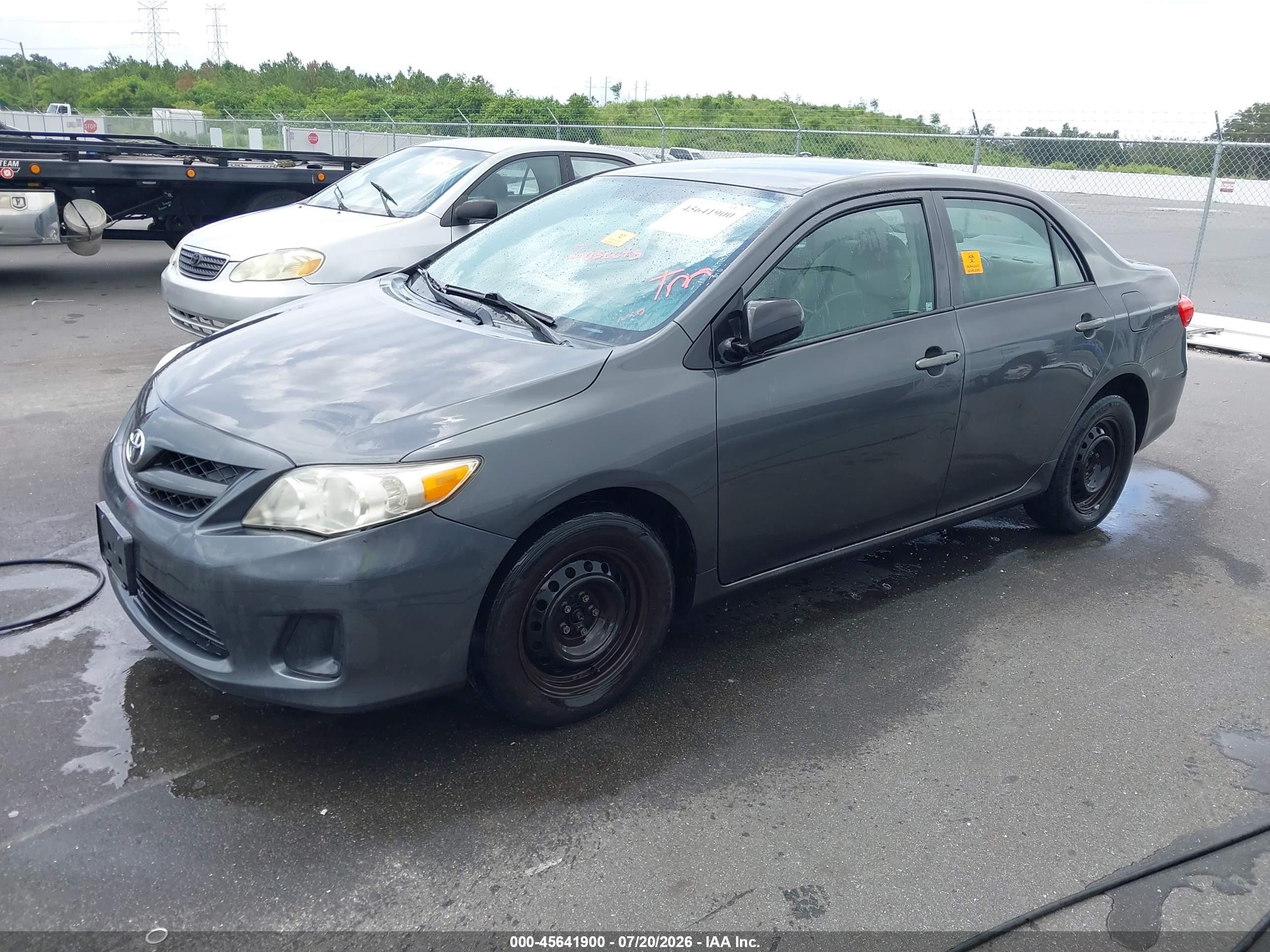 2011 Toyota Corolla   Gray vin: 2T1BU4EEXBC748501