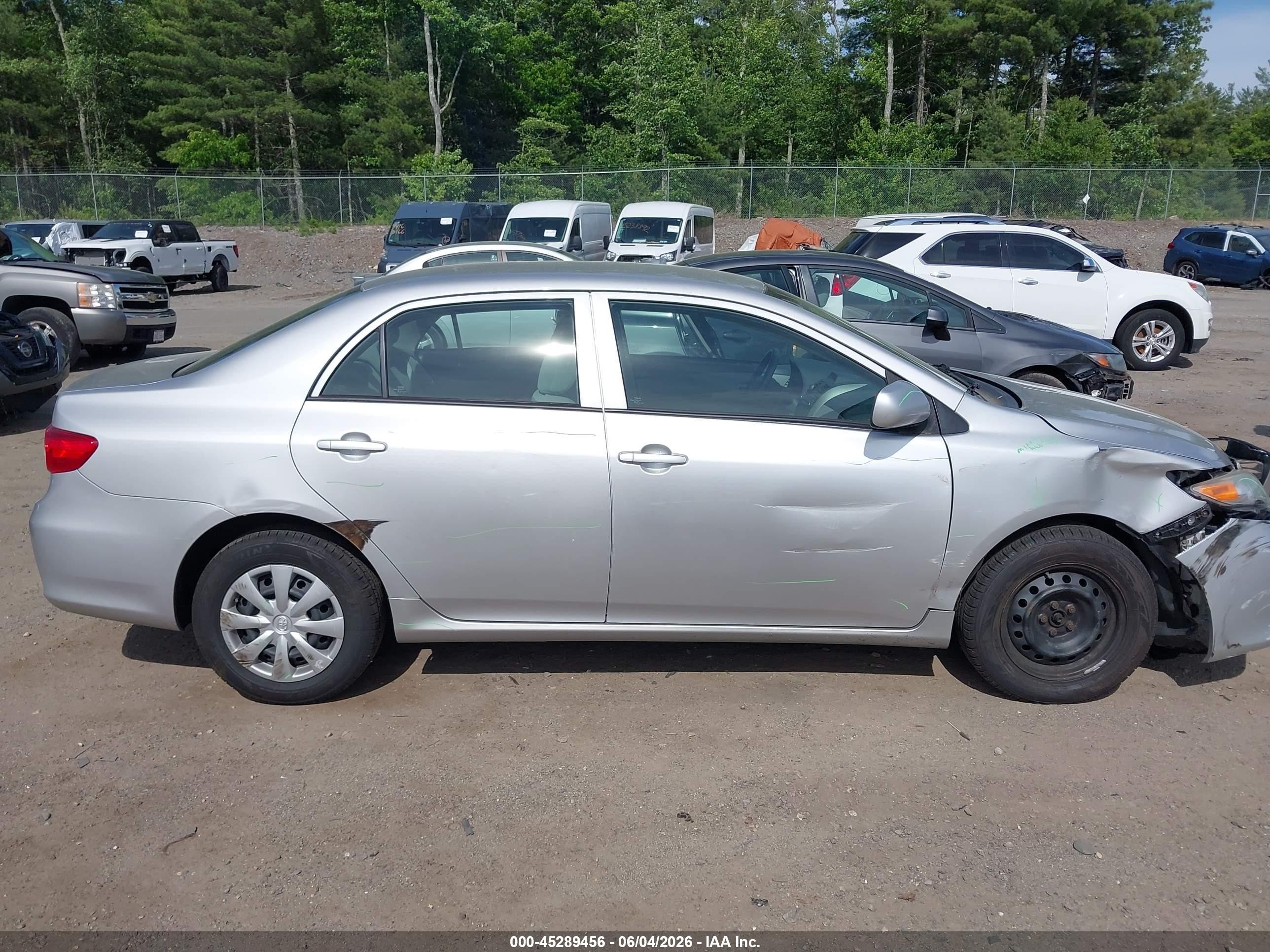 2012 Toyota Corolla L Silver vin: 2T1BU4EEXCC759144
