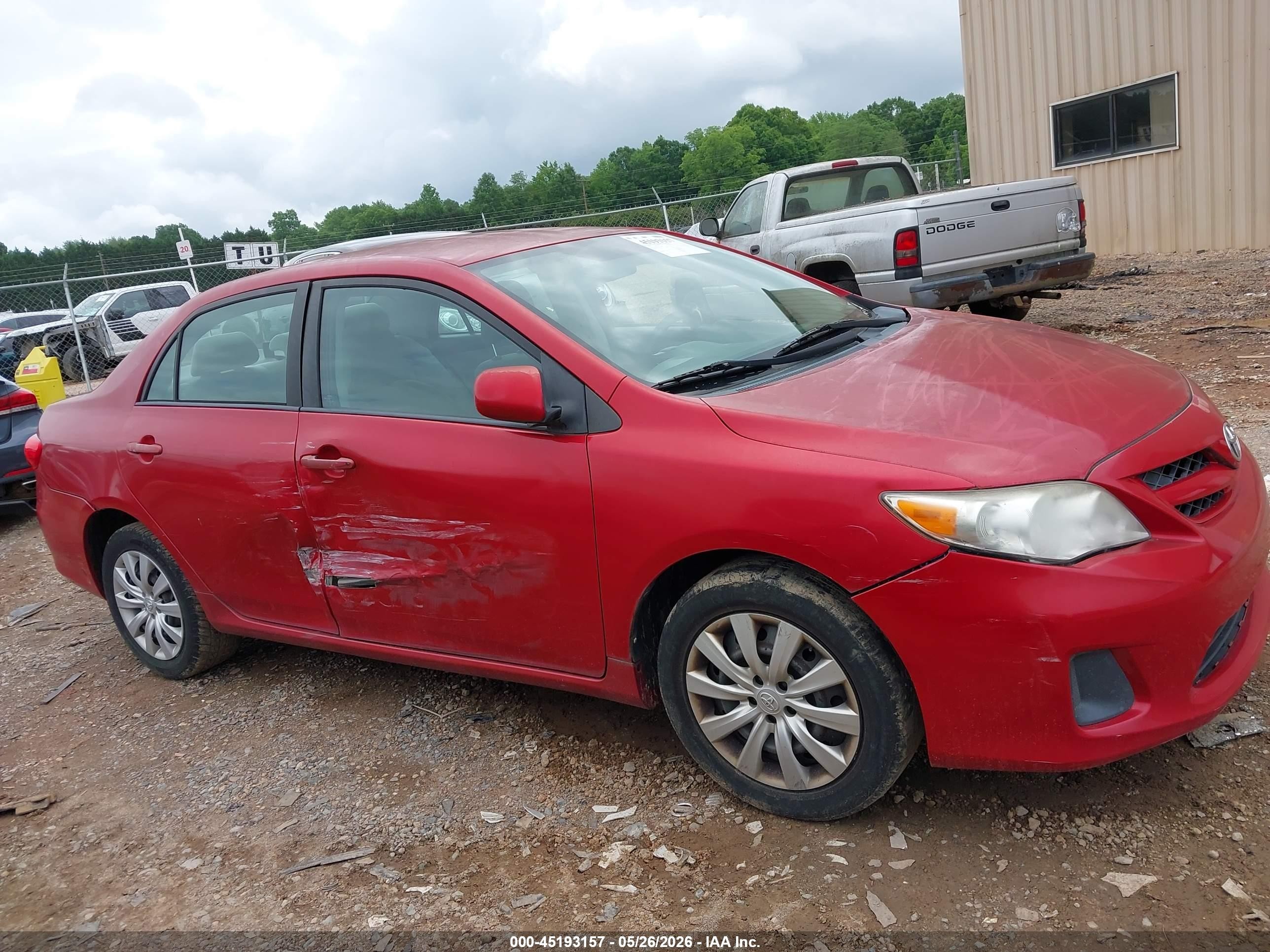 2012 Toyota Corolla Le Red vin: 2T1BU4EEXCC774839