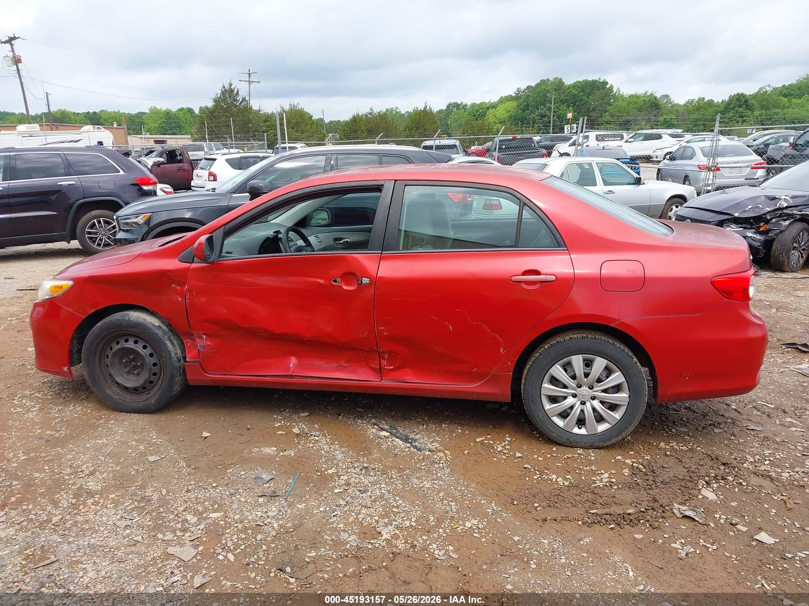 2012 Toyota Corolla Le Red vin: 2T1BU4EEXCC774839